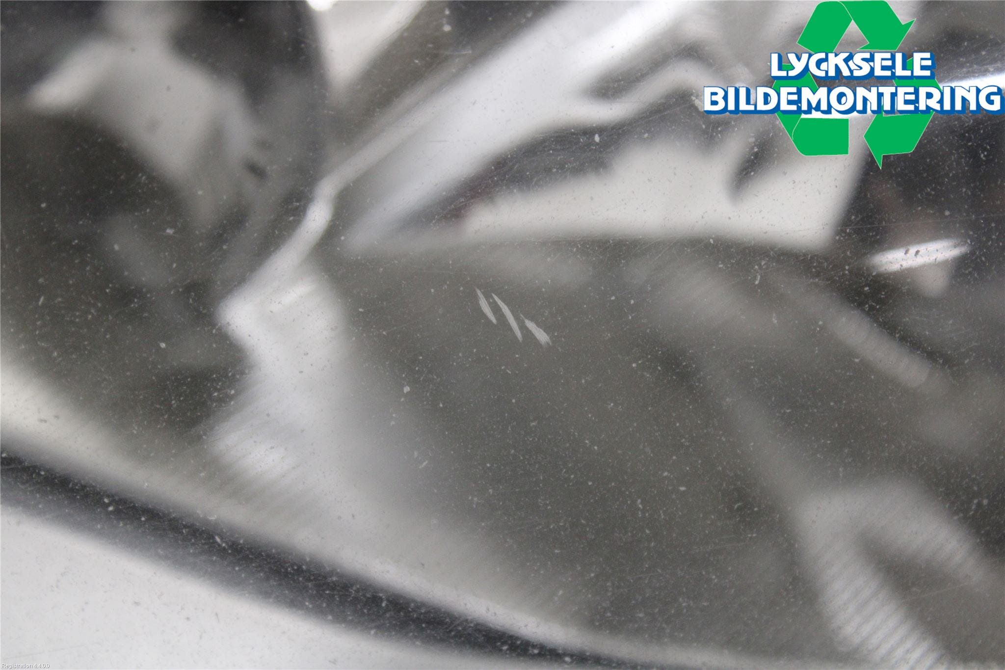 Ford FOCUS 11-14 Strålkastare Vänster