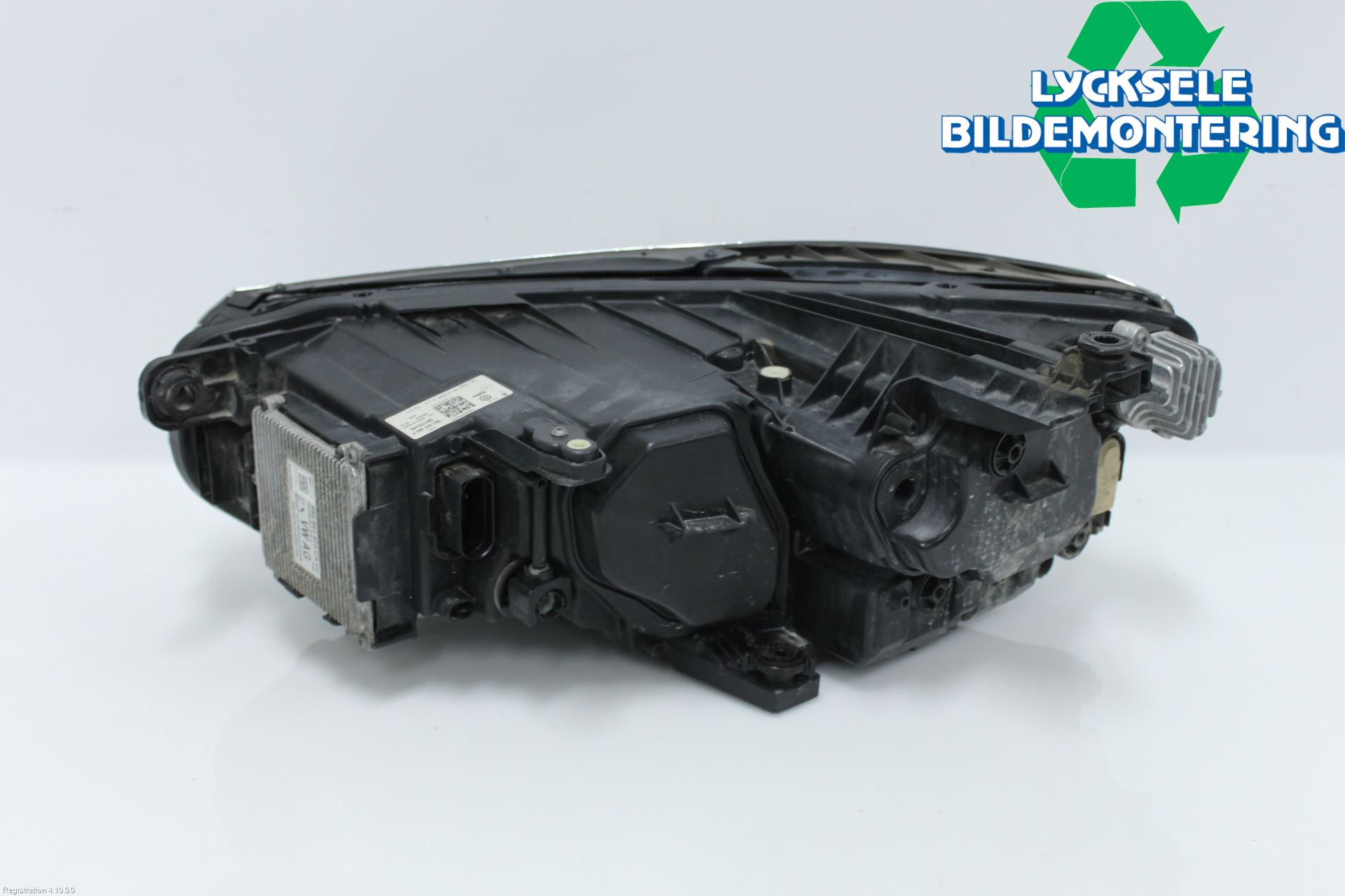 Volkswagen VW PASSAT 20-24 Strålkastare Höger