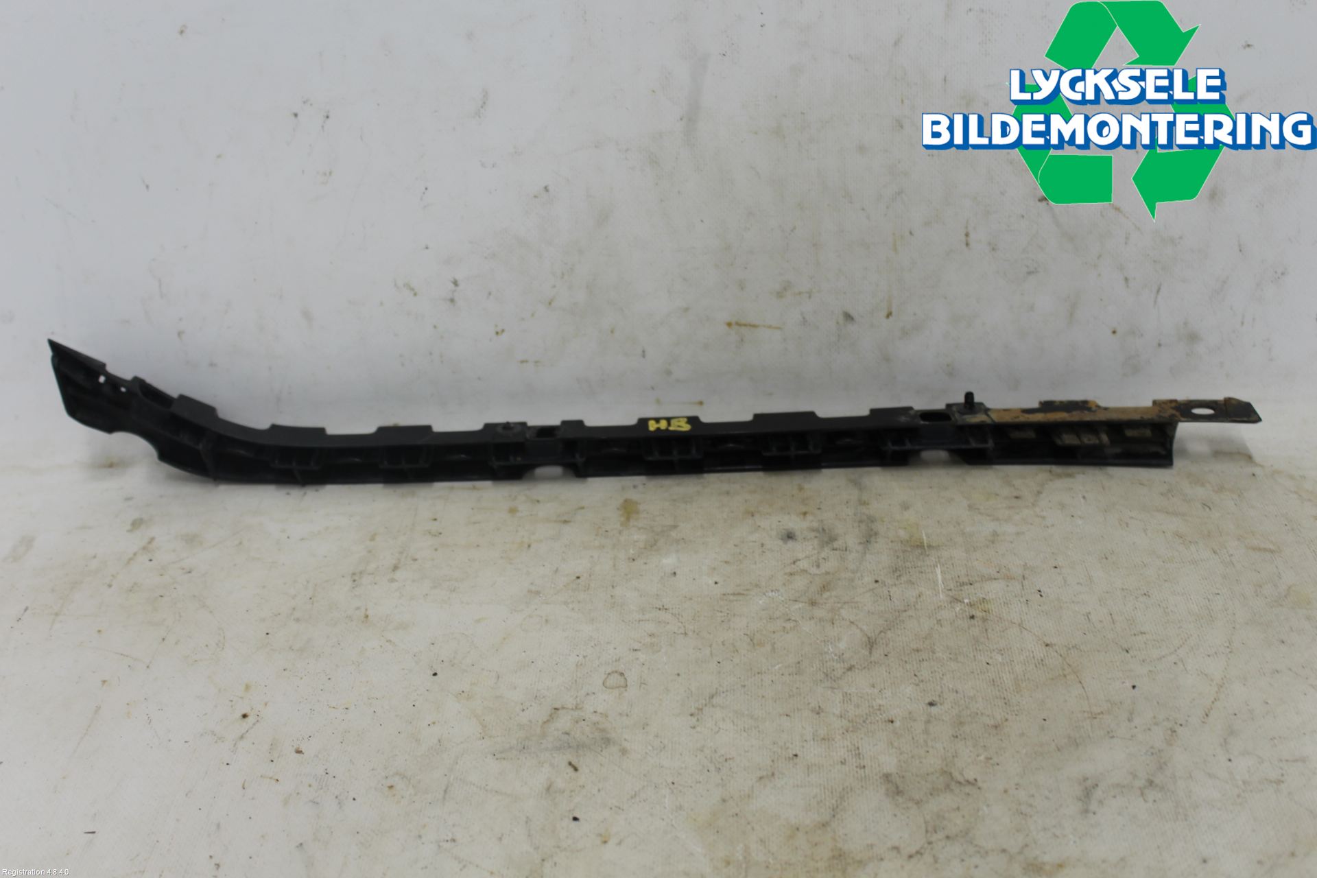 Mercedes-Benz MB E-KLASS (W212) 09-16 Stötfångarfäste Bak Hö