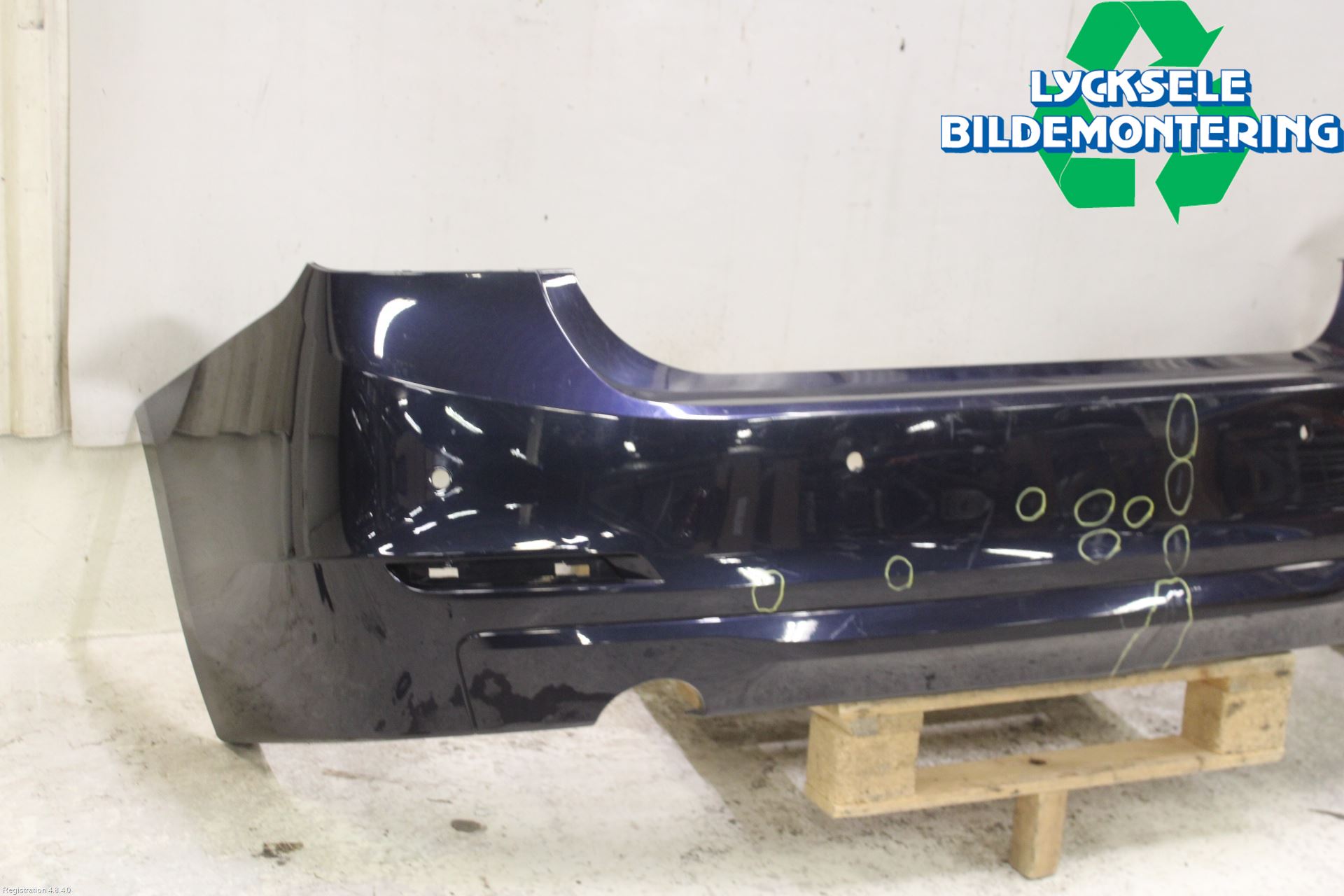 BMW 3 F30/F31/F80 12-19 Stötfångarbeklädnad Bak