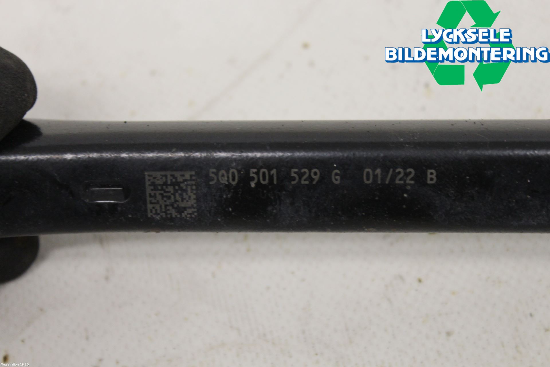 Volkswagen VW GOLF / E-GOLF VIII 20- Bärarm Bak Vä-Hö