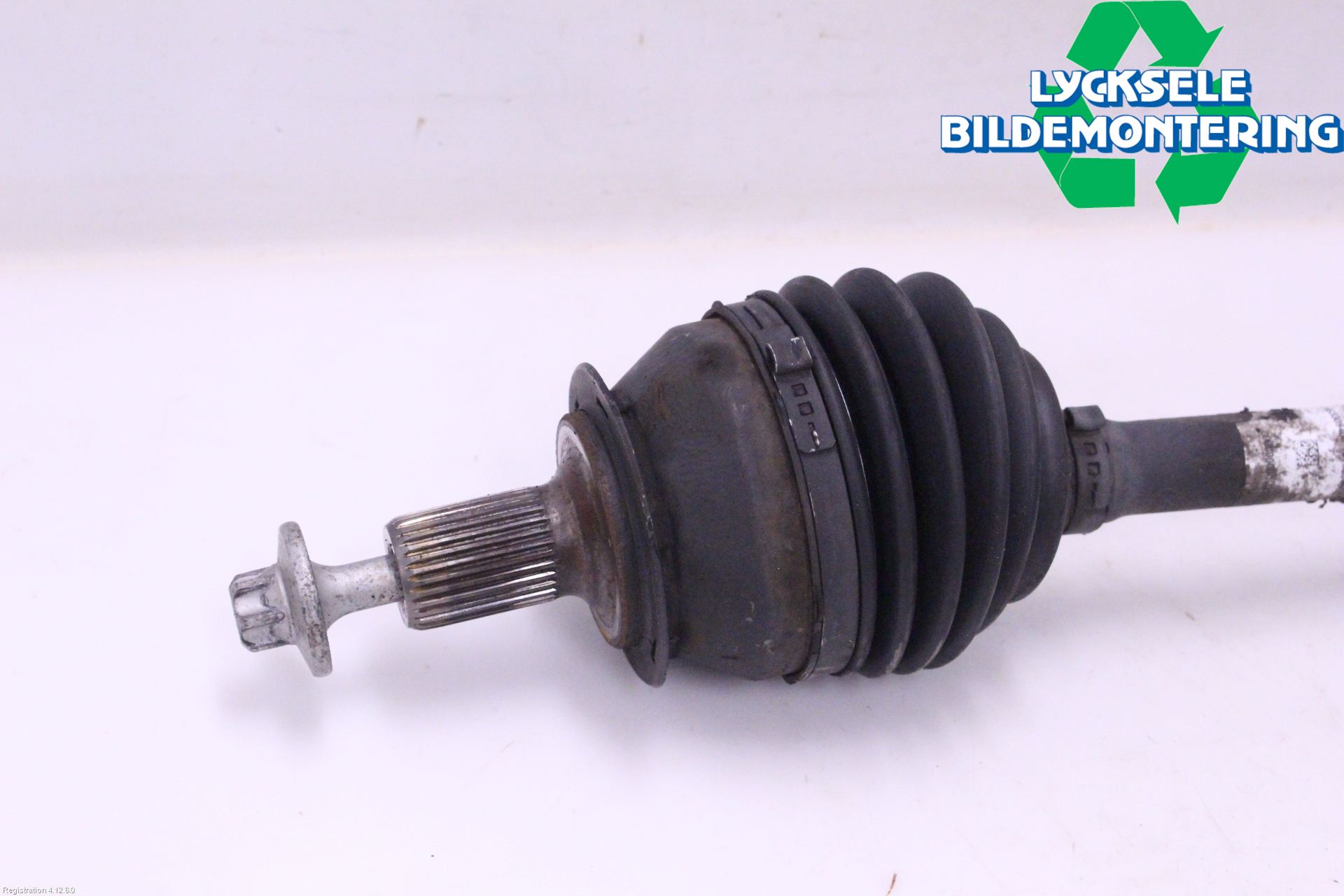 Mercedes-Benz MB B-KLASS (W246/W242) 12-19 Drivaxel Fram Vänster