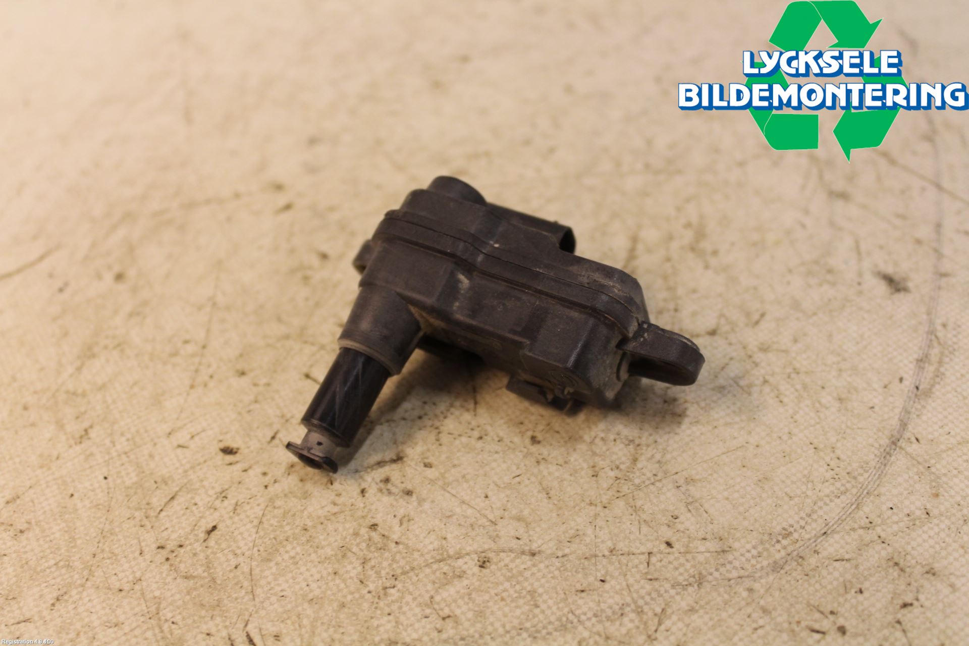 Volkswagen VW PASSAT 15-19 Centrallåsmot Tanklucka