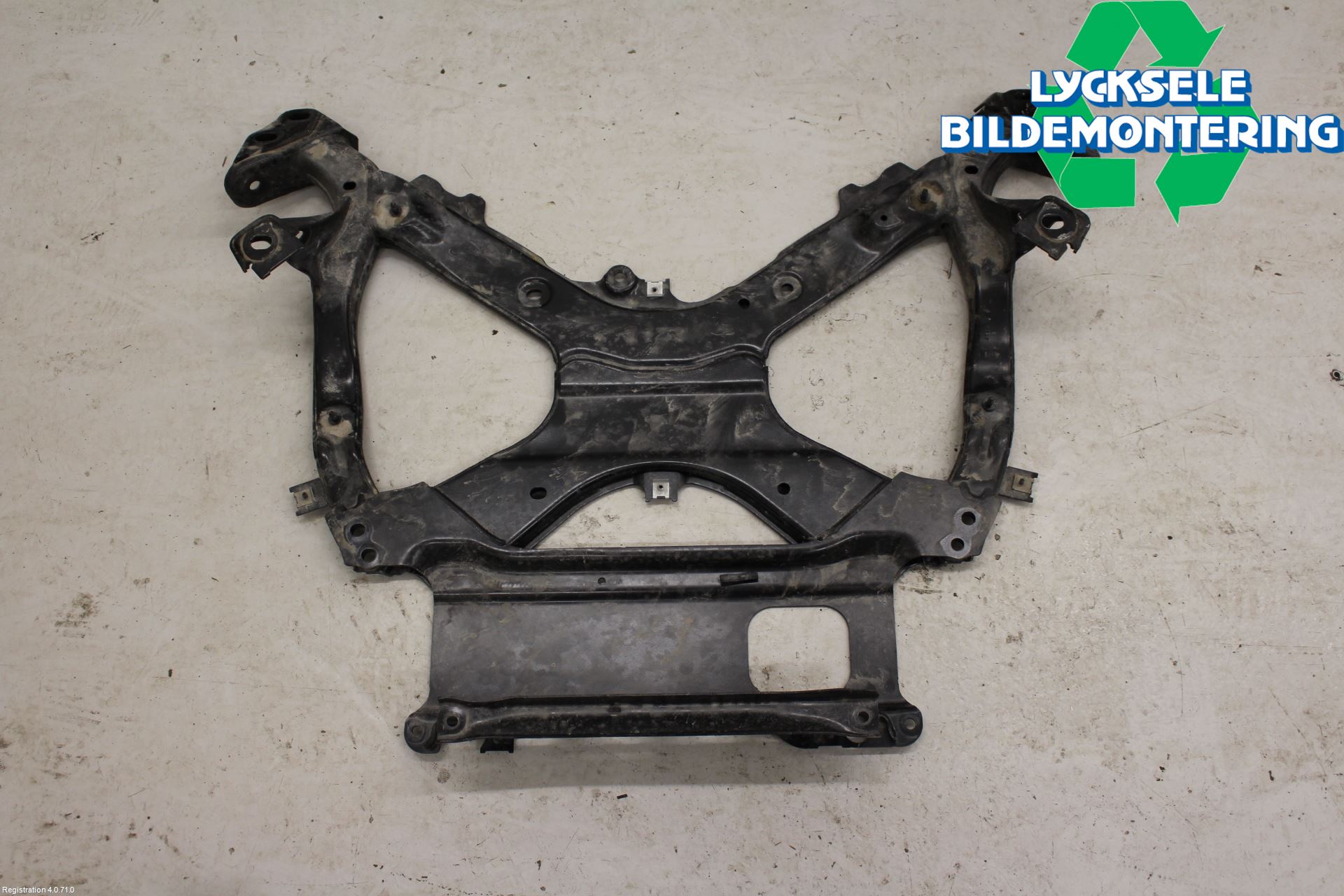 Audi A7 Sportback 4K 18- Framvagnsbalk