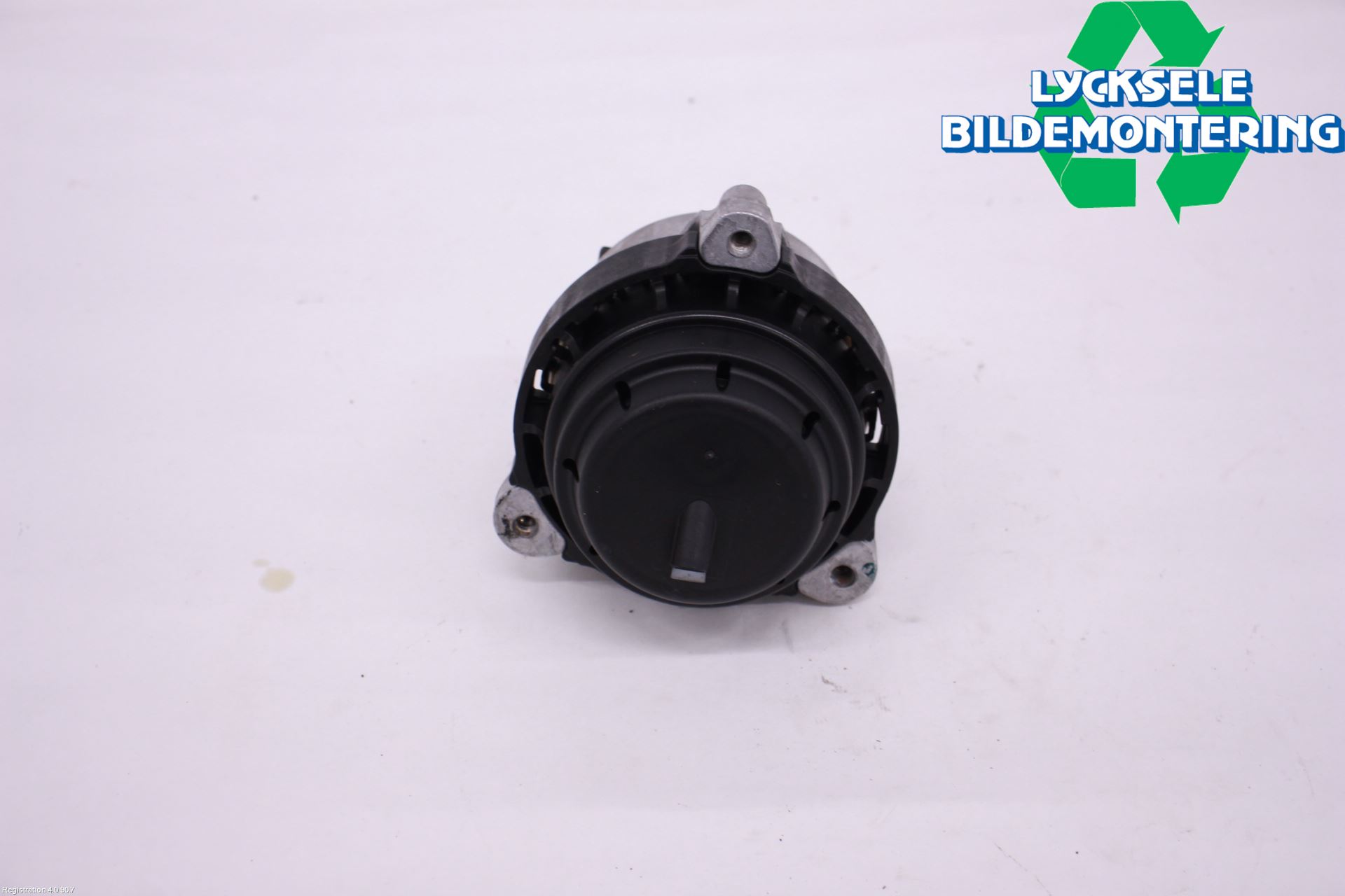 BMW 5 G30/G31/F90 17-23 Motorfäste