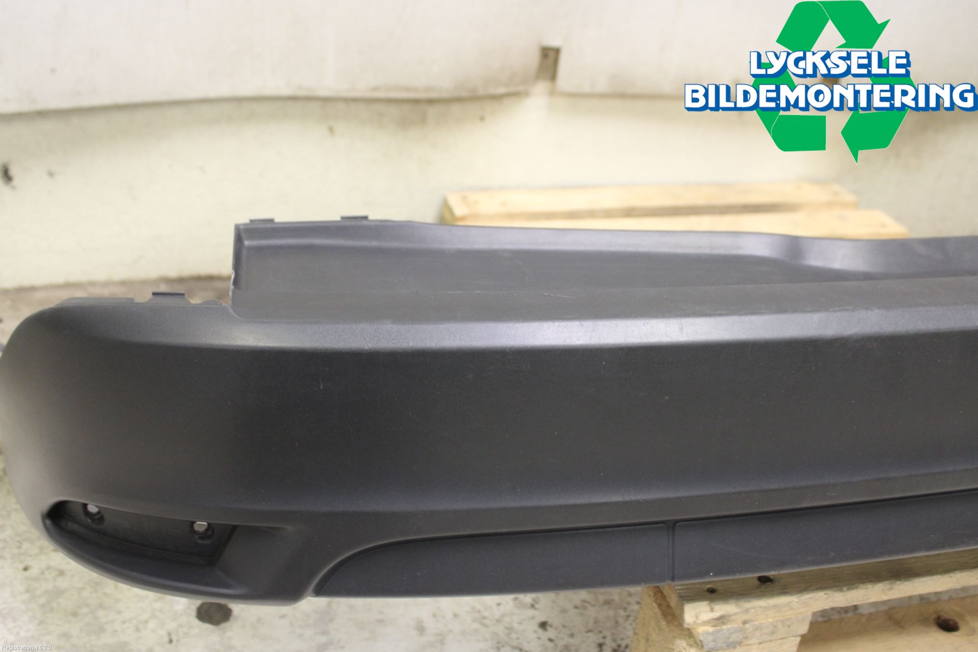 Ford FOCUS 11-14 Stötfångarbeklädnad Bak