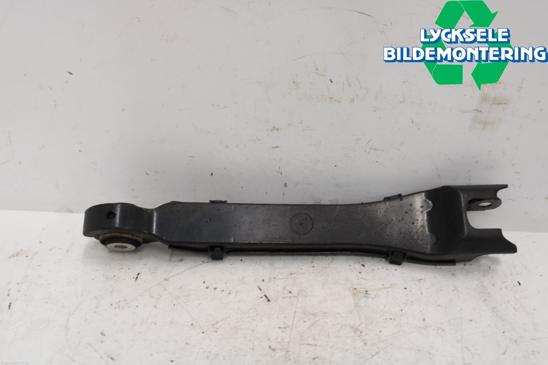 Mercedes-Benz MB C-KLASS (W205) 14-21 Bärarm Bak Vänster