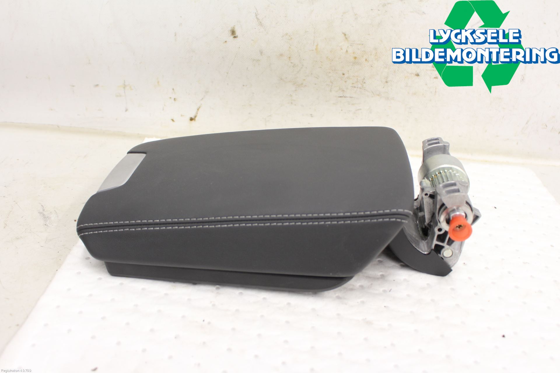 Audi A6 F2/C8 19- Inredning Armstöd