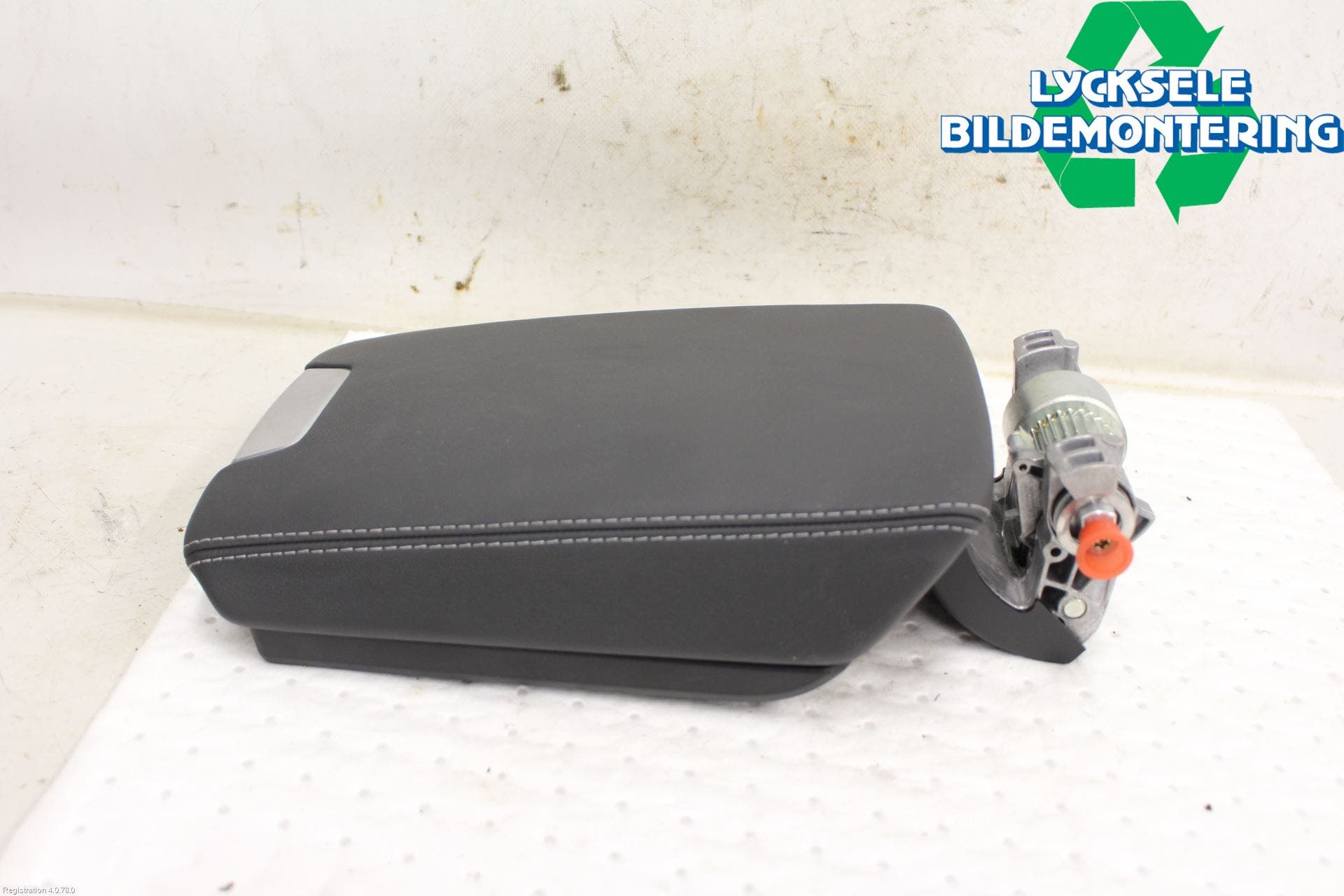 Audi A6 F2/C8 19- Inredning Armstöd