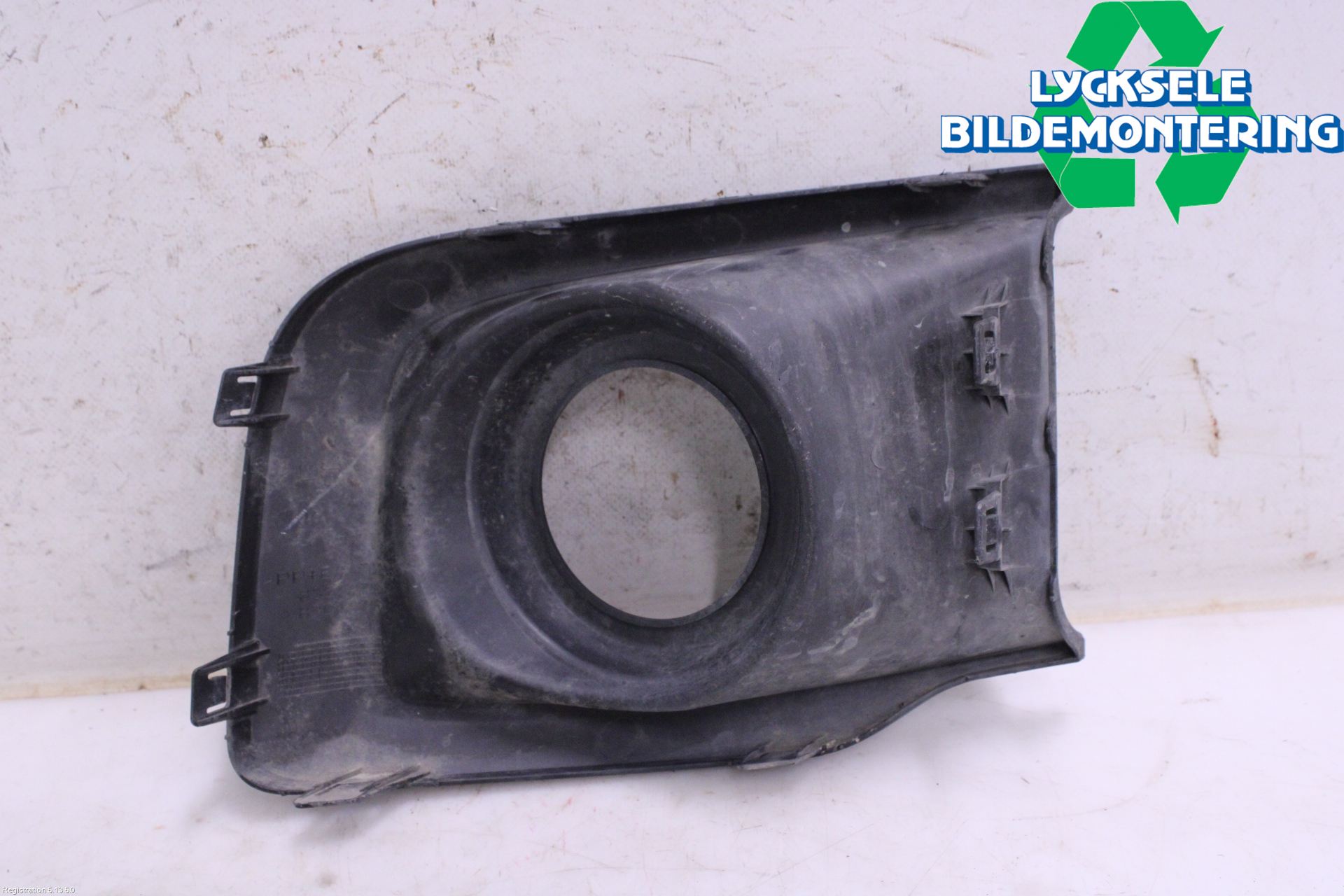 Fiat FULLBACK 16-19 Dimljussarg Fram
