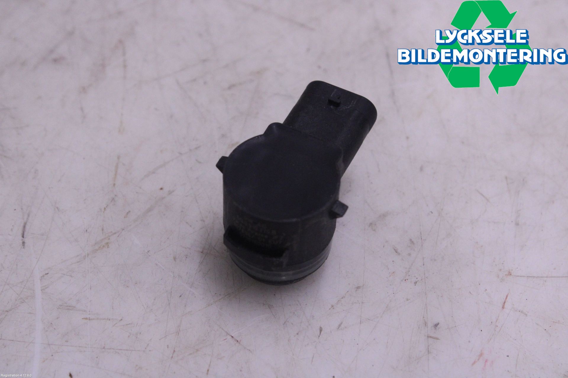 Audi A4 ALLROAD 17- Parkeringshjälp Frontsensor