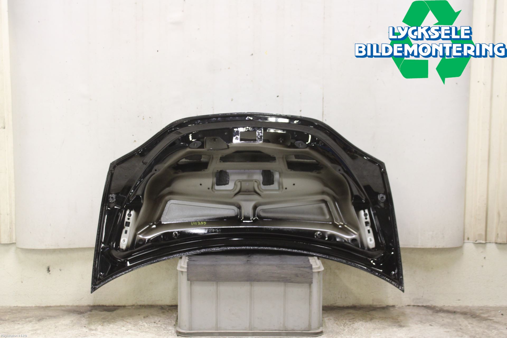 Mercedes-Benz MB CLA-KLASS (C117/X117) 13-19 Baklucka (Ej Med Ruta)