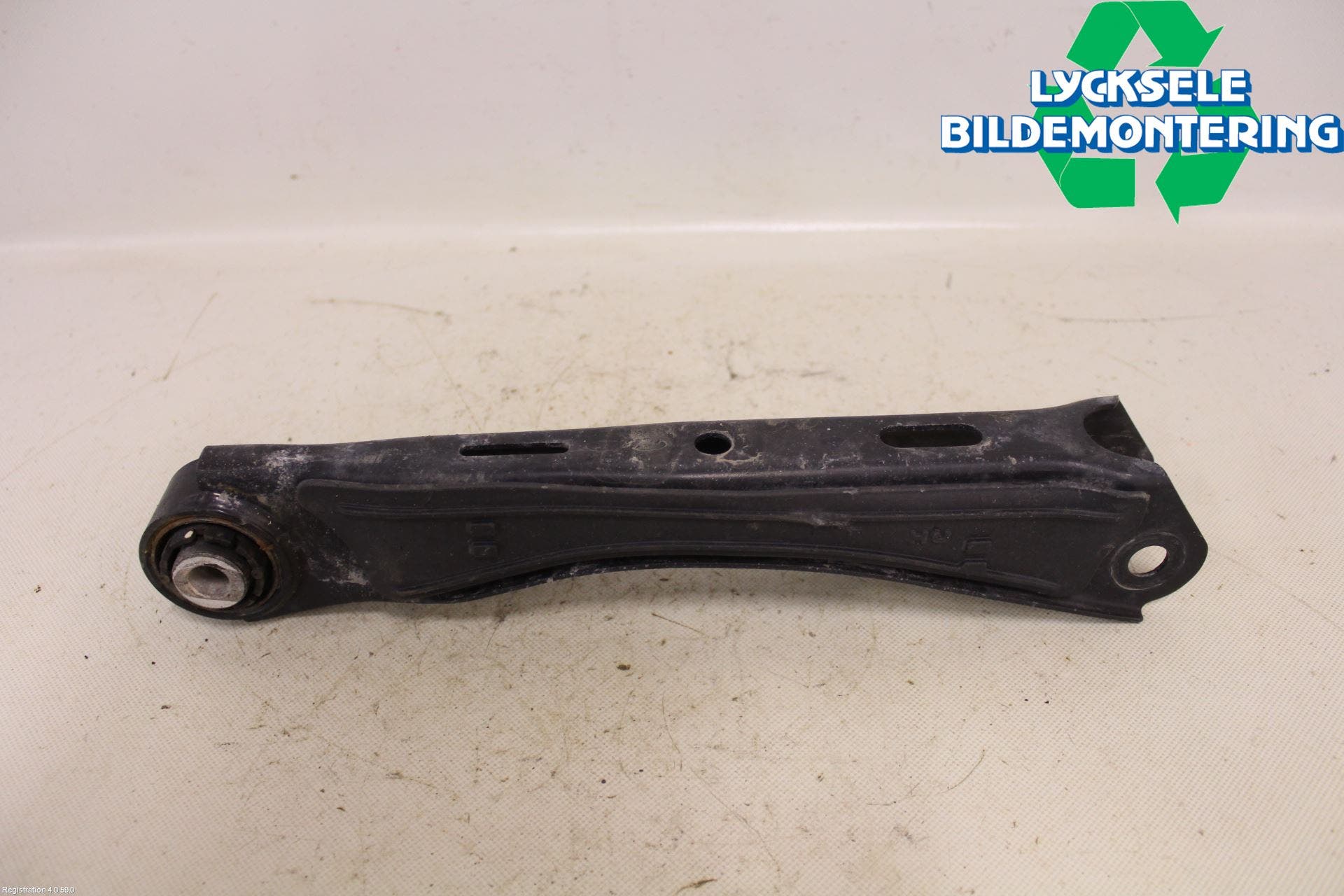 Kia OPTIMA 16-20 Bärarm Bak Höger