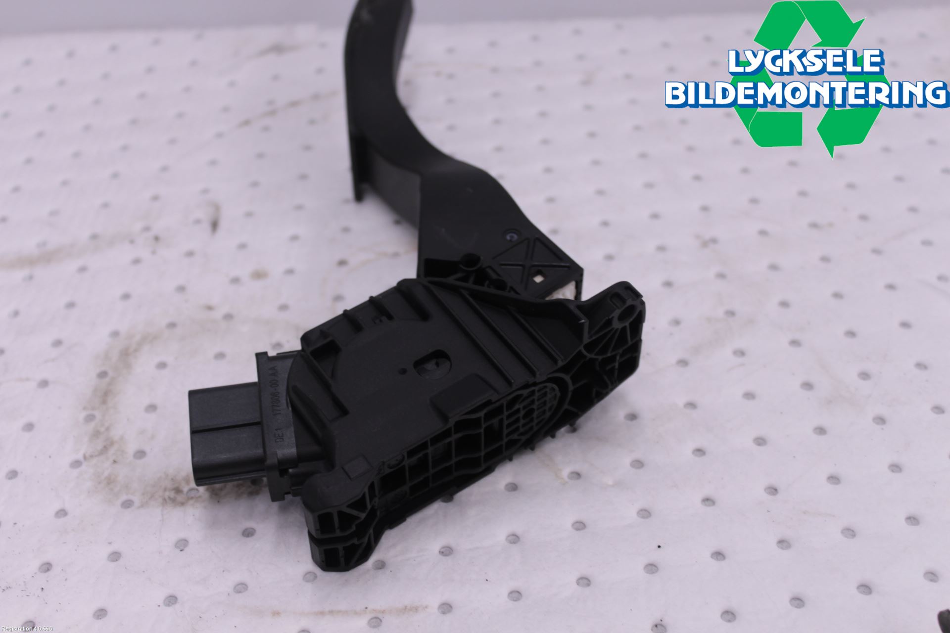 Skoda SUPERB 16-24 Gaspedal