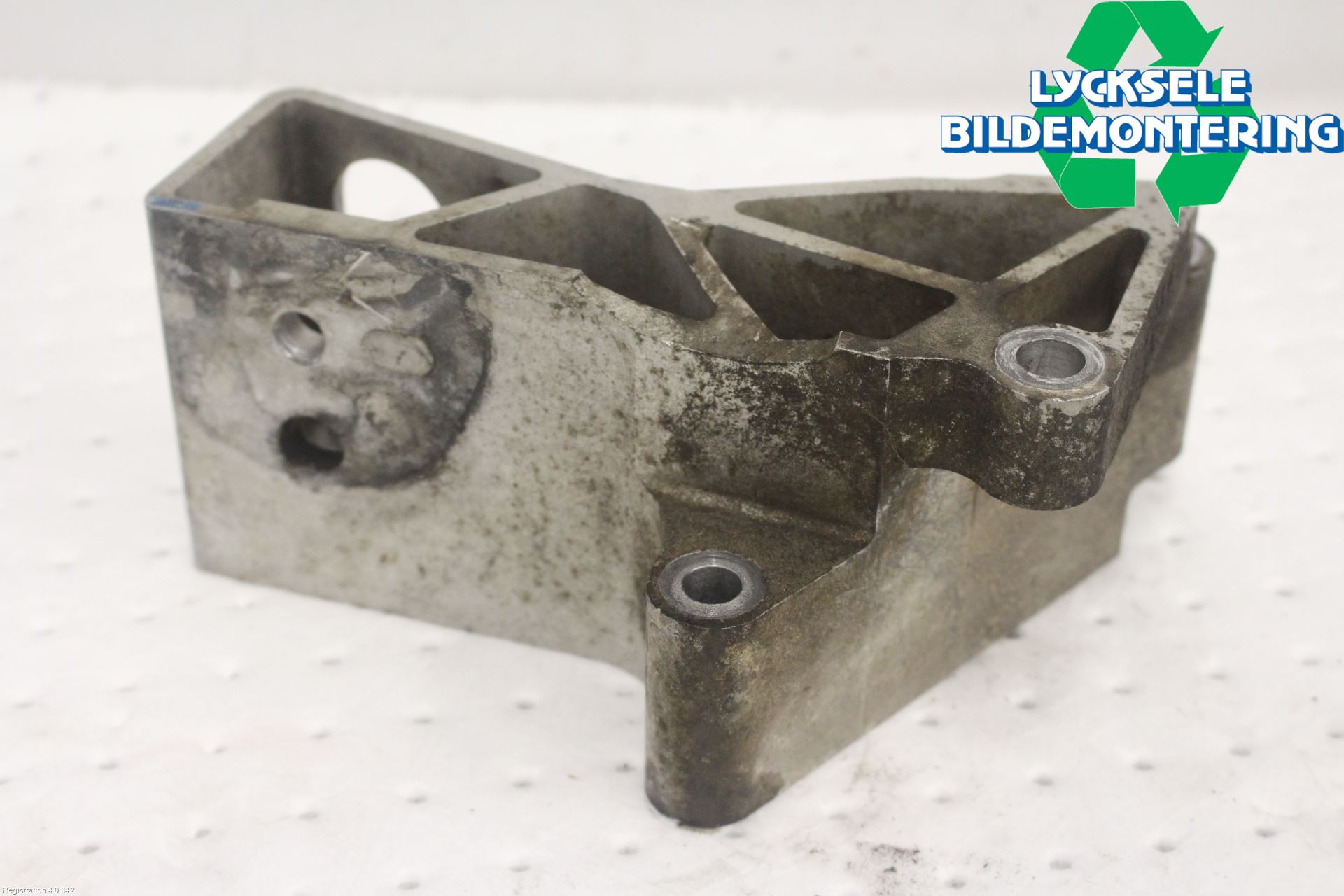 Volvo V70 05-08 Motorfäste