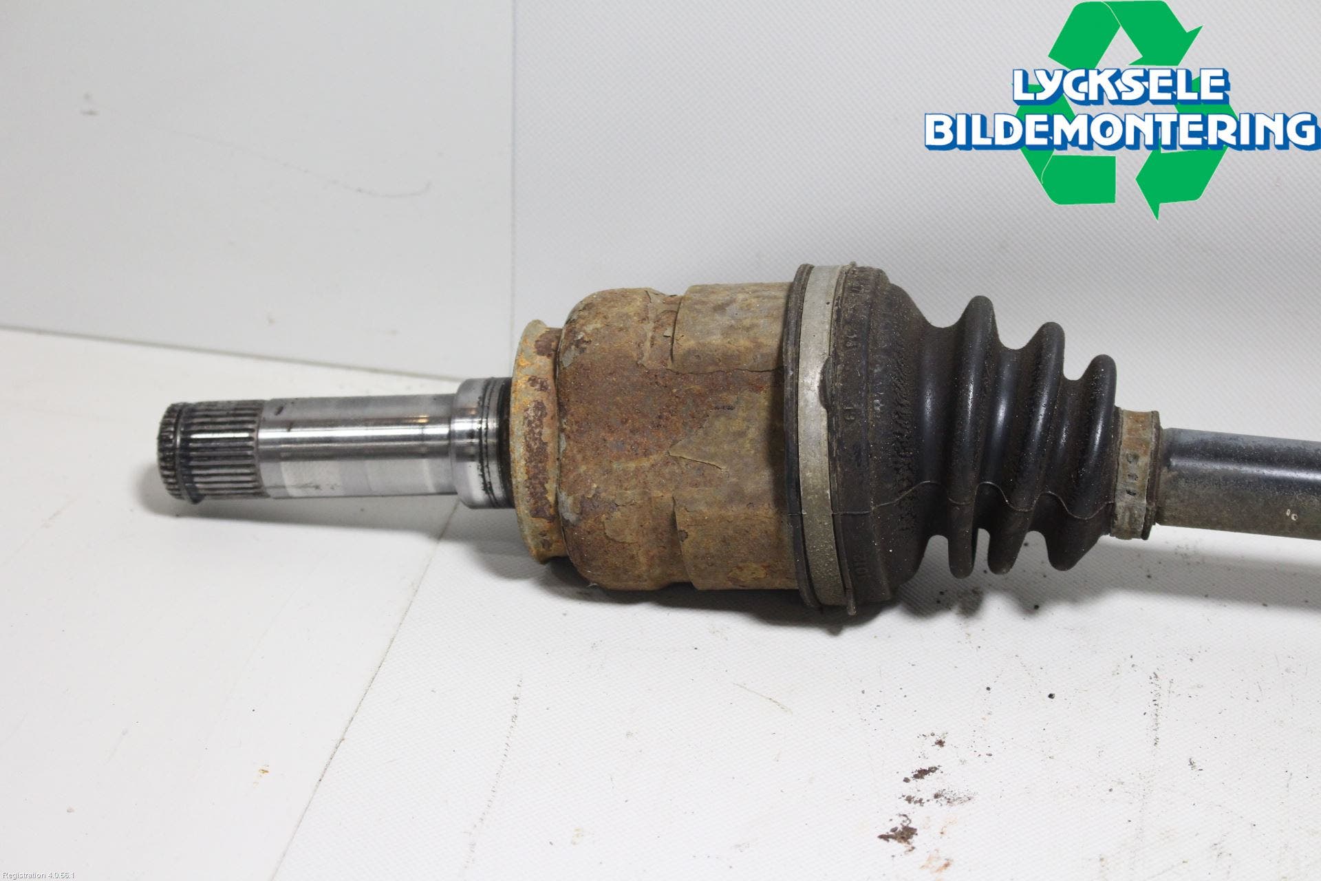 Opel INSIGNIA 09-16 Drivaxel Bak Höger