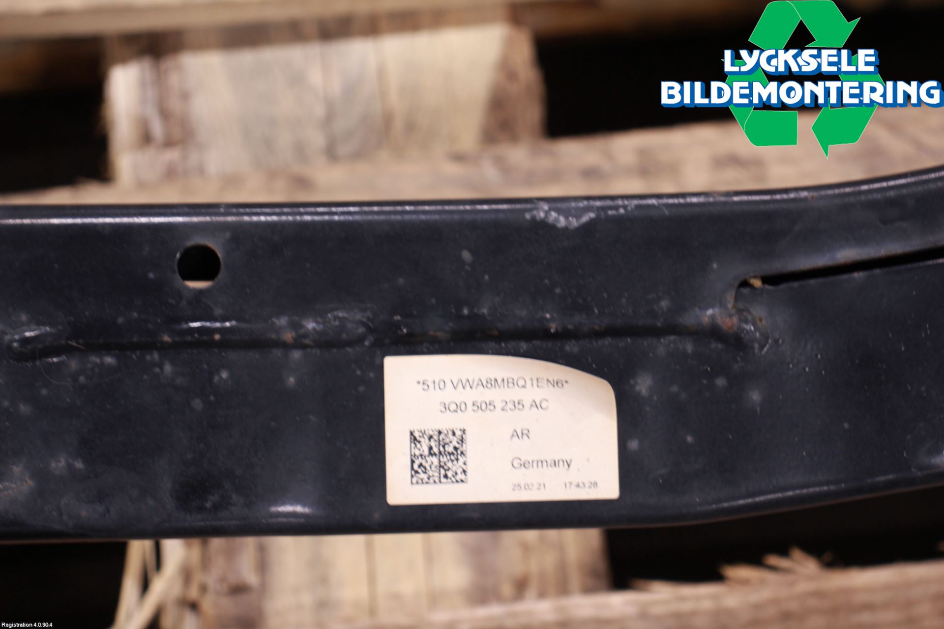 Skoda SUPERB 16-24 Bakaxelbalk