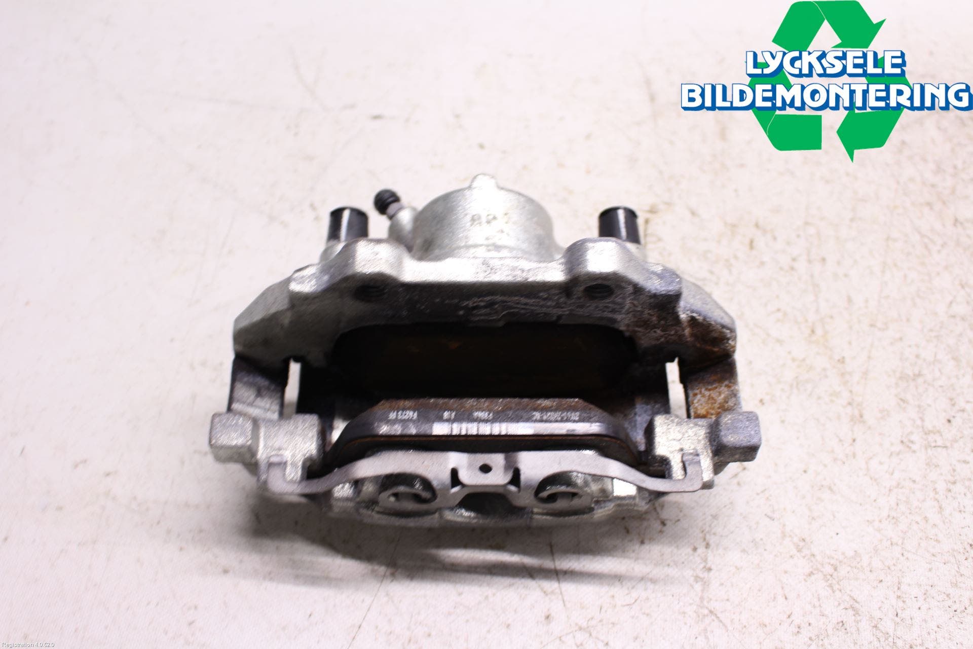 Ford KUGA 17-19 Bromsok Fram Vänster