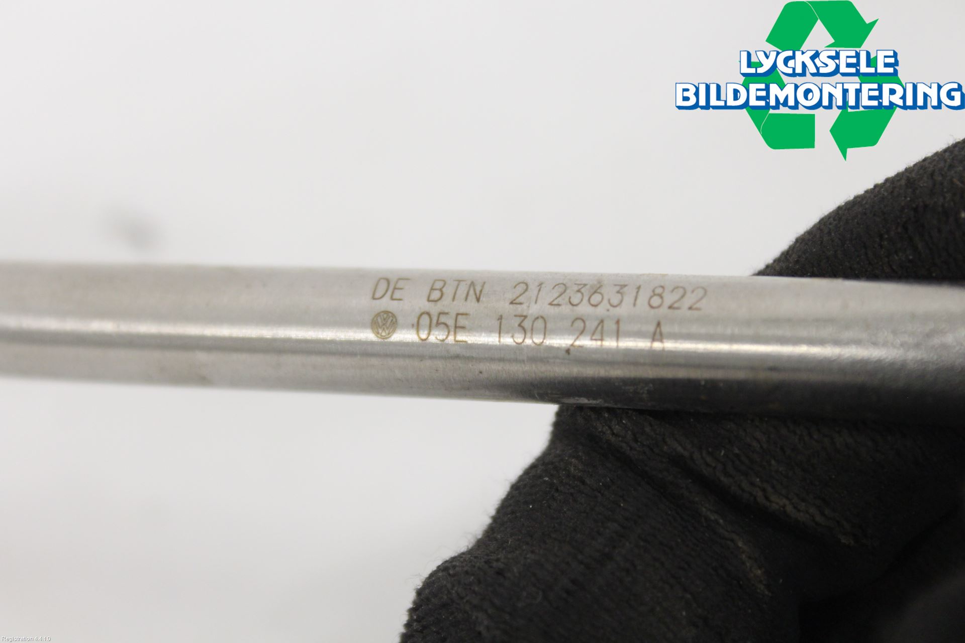 Volkswagen VW GOLF / E-GOLF VIII 20- Injspridarrör