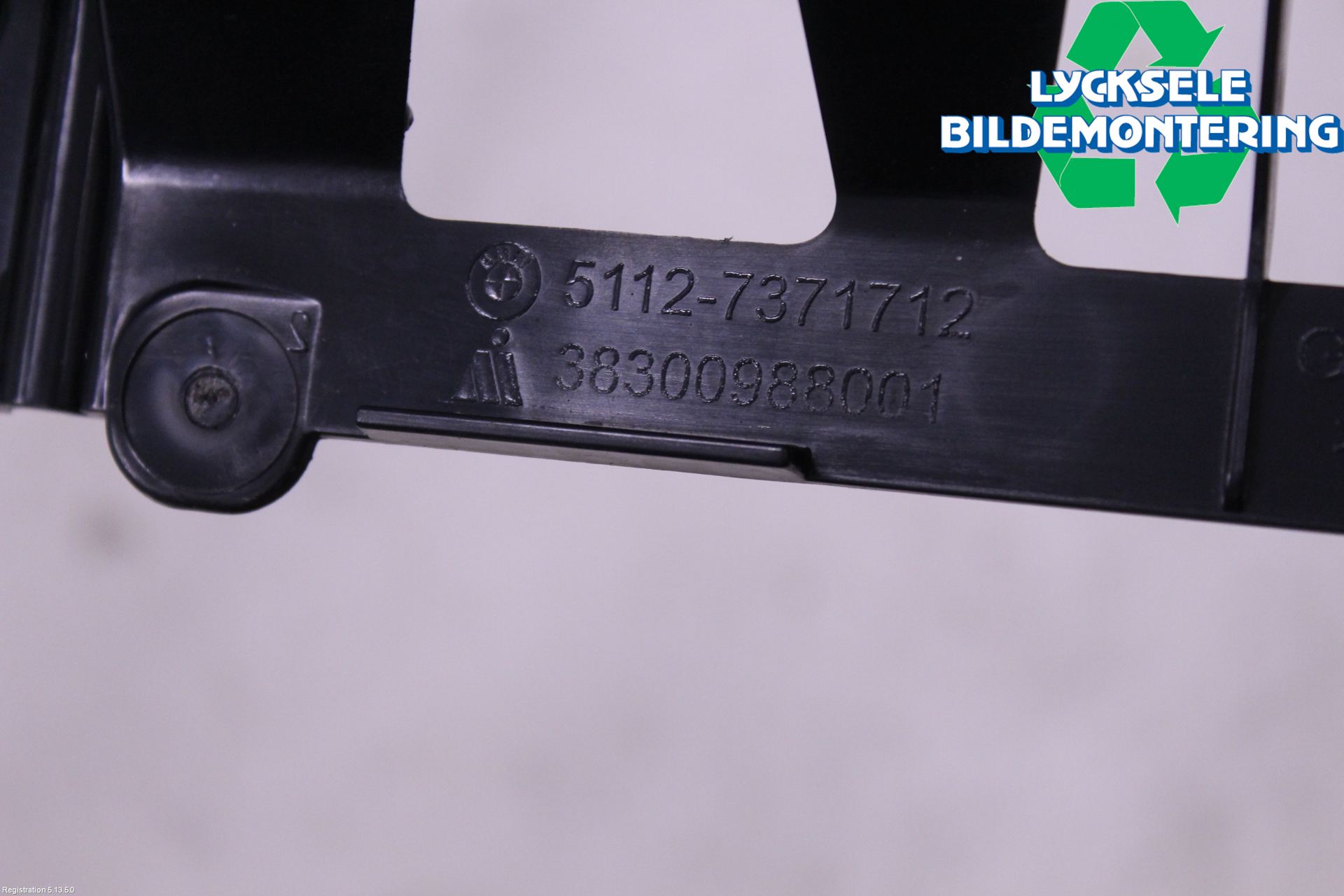BMW 1 F20/F21 11-19 Stötfångardel Bak Mitt