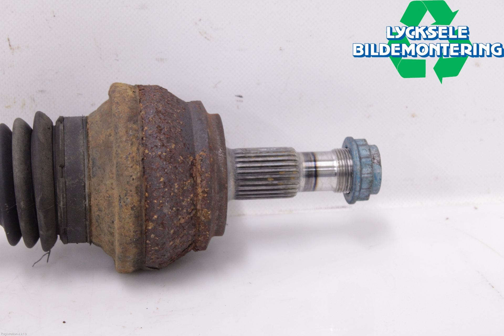 Mercedes-Benz MB E-KLASS (W213) 16-23 Drivaxel Bak Vänster