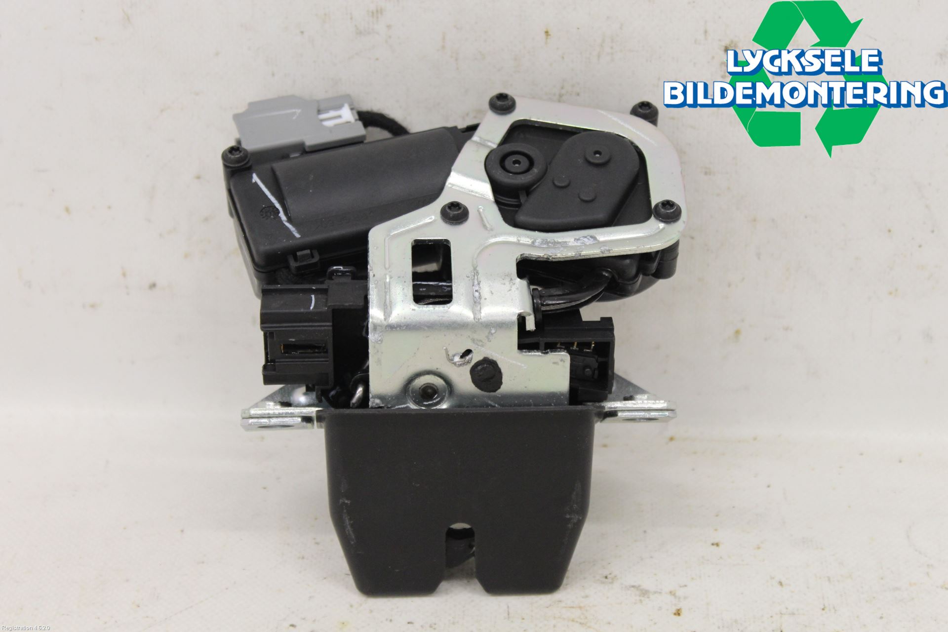 Ford MUSTANG Mach-E 21- Låskista Baklucka