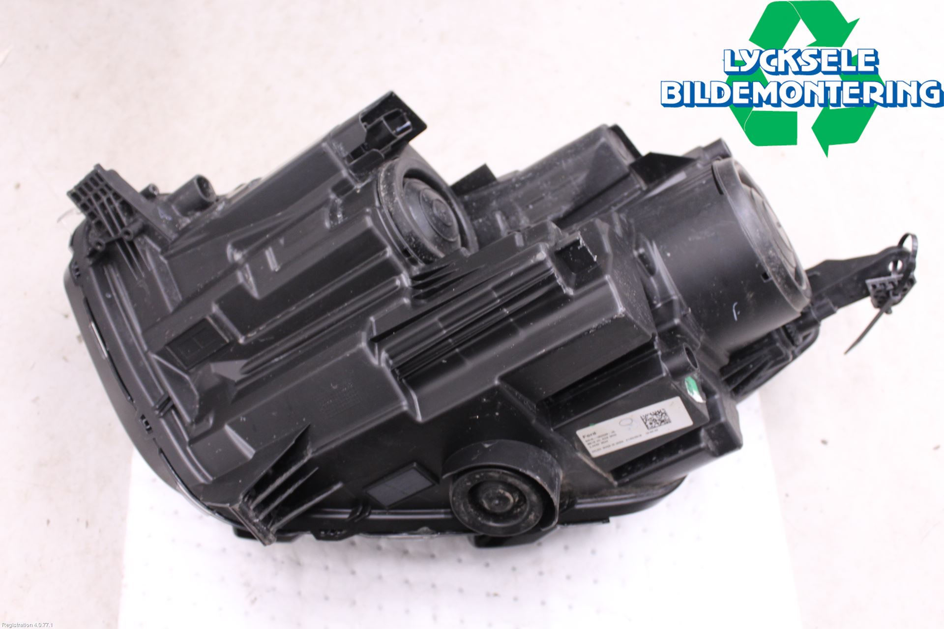 Ford ECOSPORT 17- Strålkastare Höger