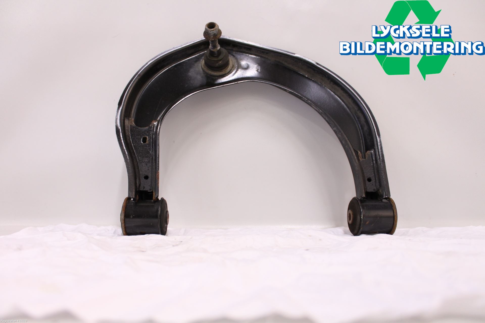 Volkswagen VW AMAROK 2H 10-22 Bärarm Fram Övre Hö