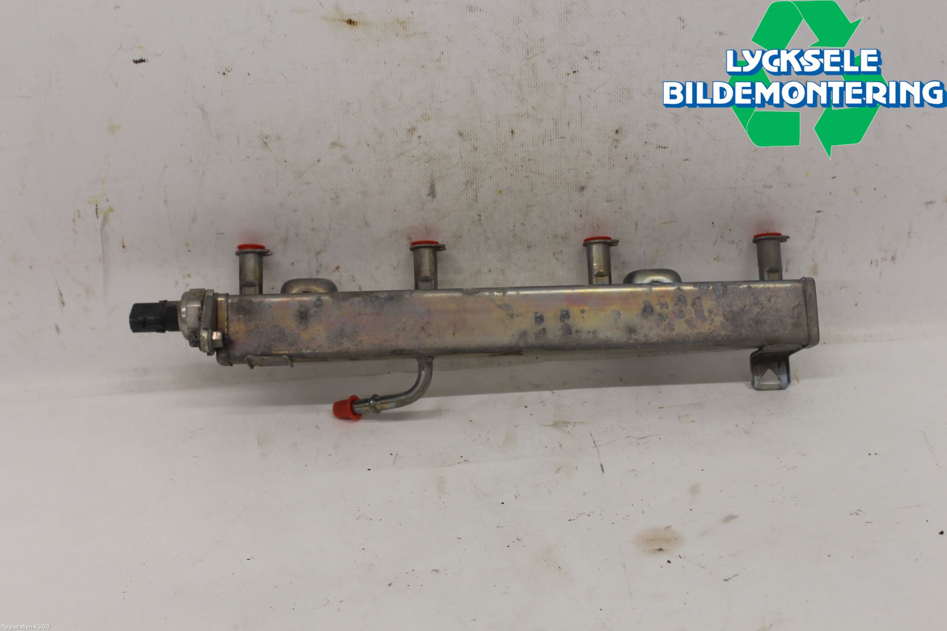 Toyota RAV4 19- Inj. Fuelrail