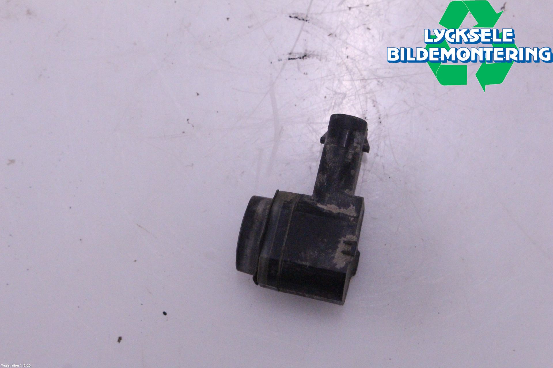 Audi A6 ALLROAD 12-18 Parkeringshjälp Frontsensor