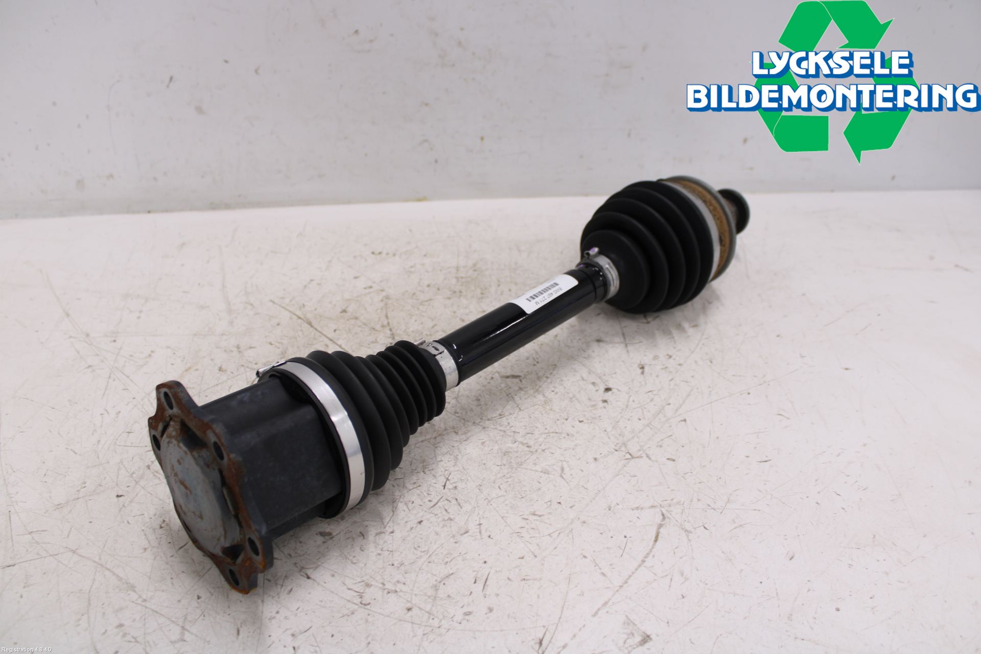 Audi A4/S4 B9 20- Drivaxel Fram Vänster