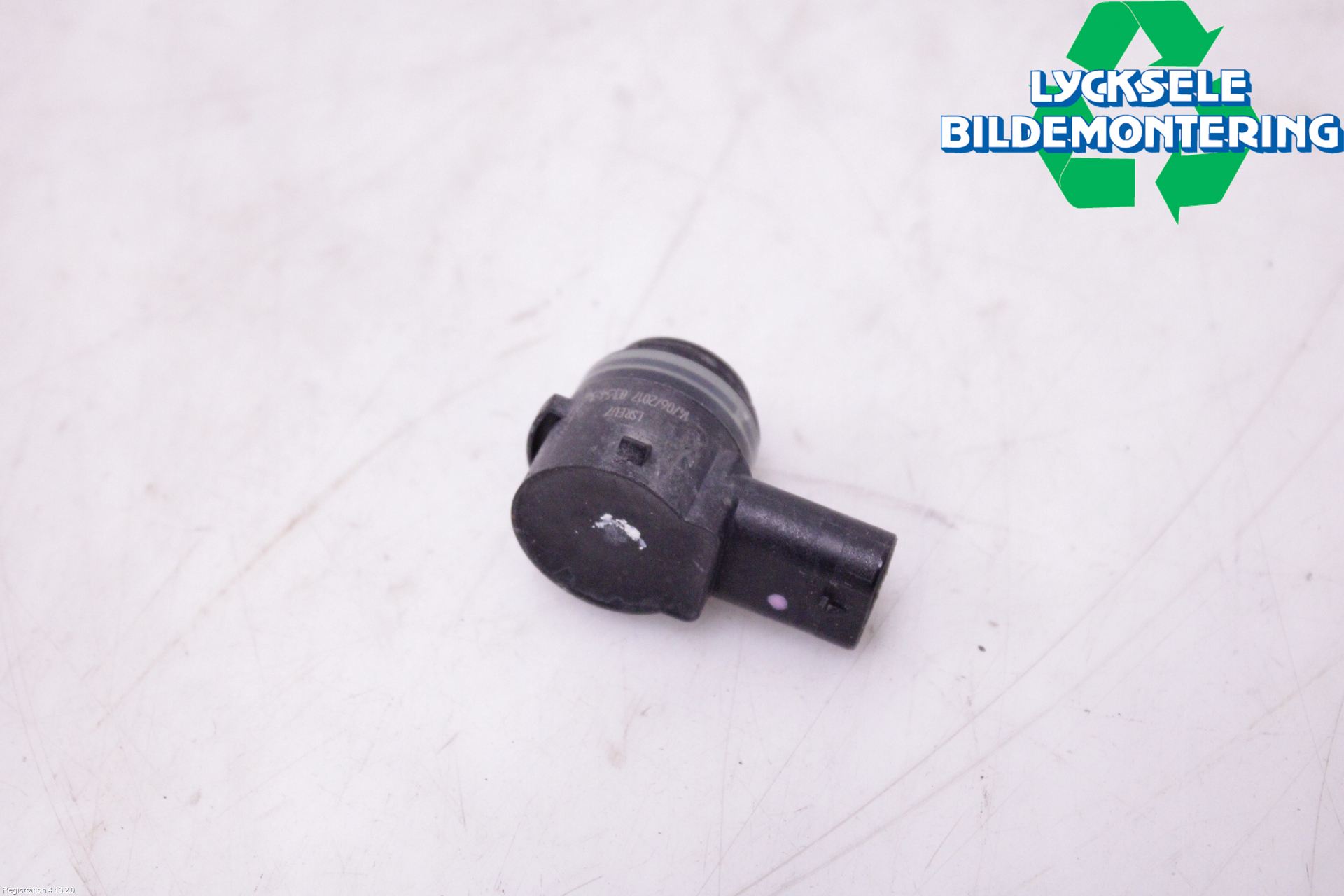 Volkswagen VW PASSAT 15-19 Parkeringshjälp Frontsensor