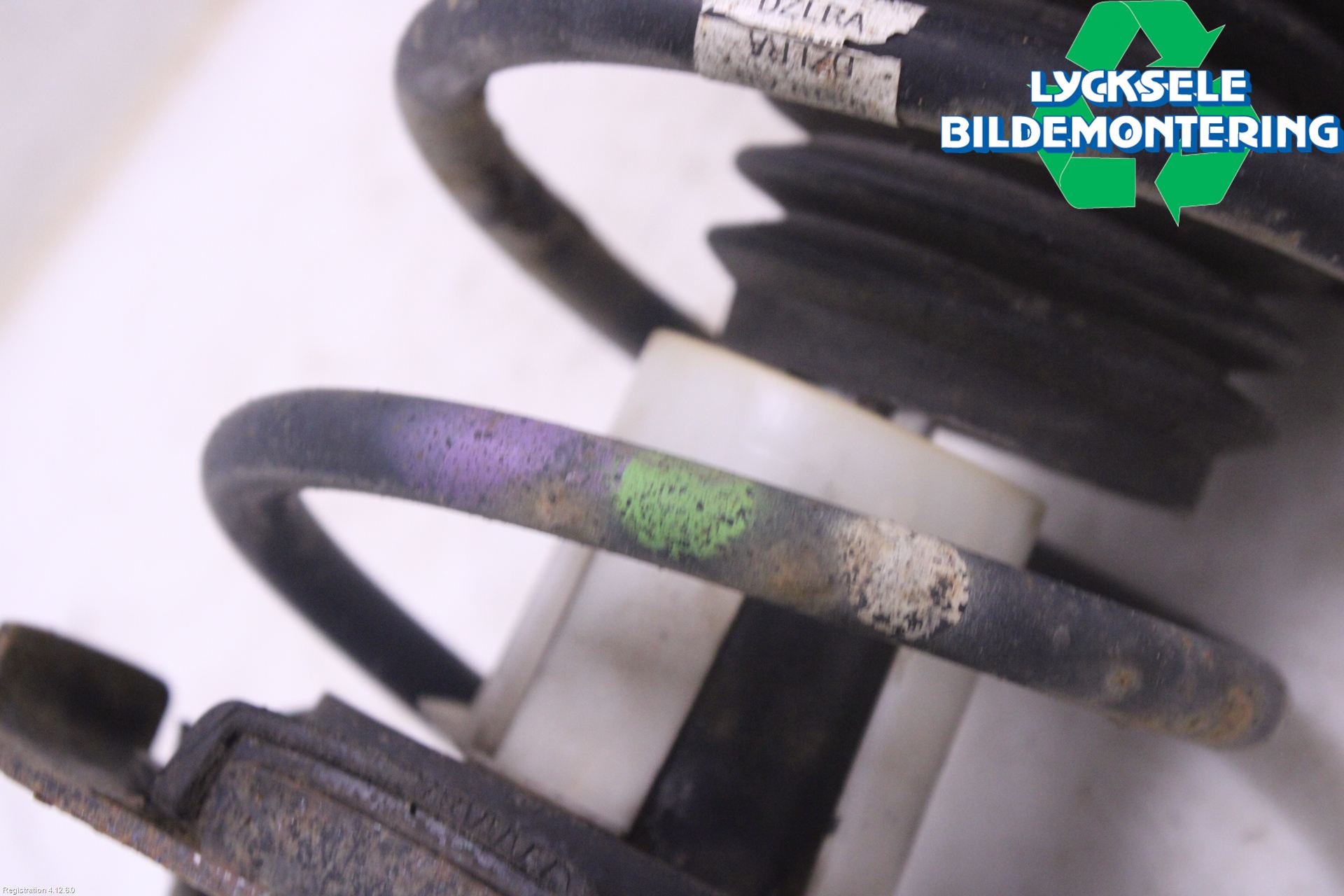 Ford KA+ 16-20 Fjäderben Fram Höger