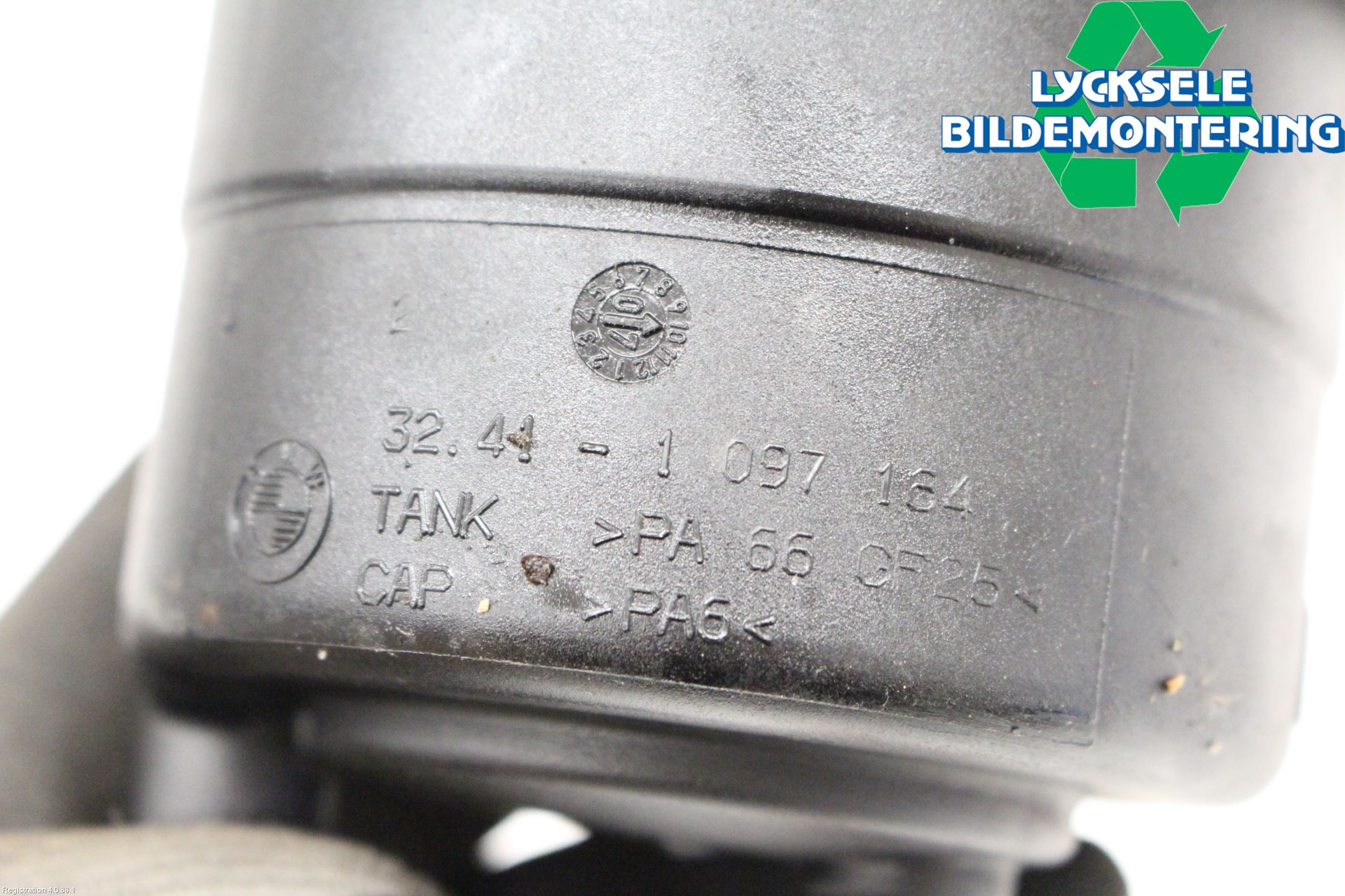 BMW 5 E60/61 Sed/Tou 02-10 Styrservooljebehållare