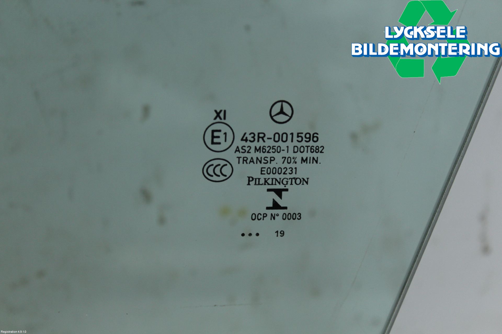 Mercedes-Benz MB C-KLASS (W205) 14-21 Dörruta Fram Vänster