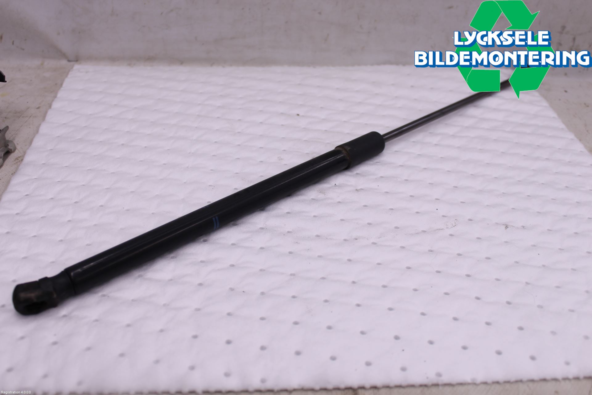 Audi A3/S3 8V 13-20 Gasfjäder Baklucka