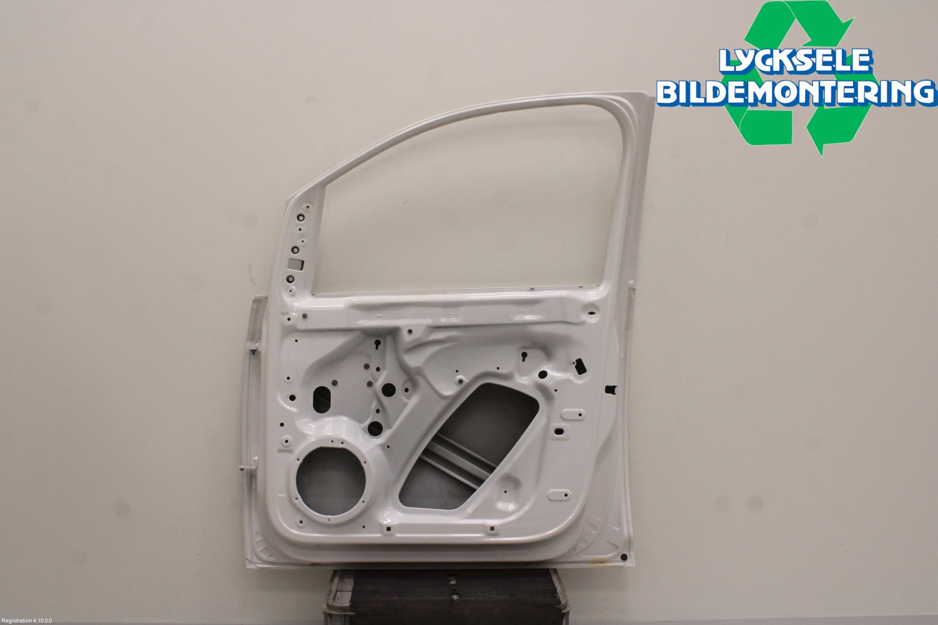 Volkswagen VW CADDY 16-20 Dörr Fram Höger