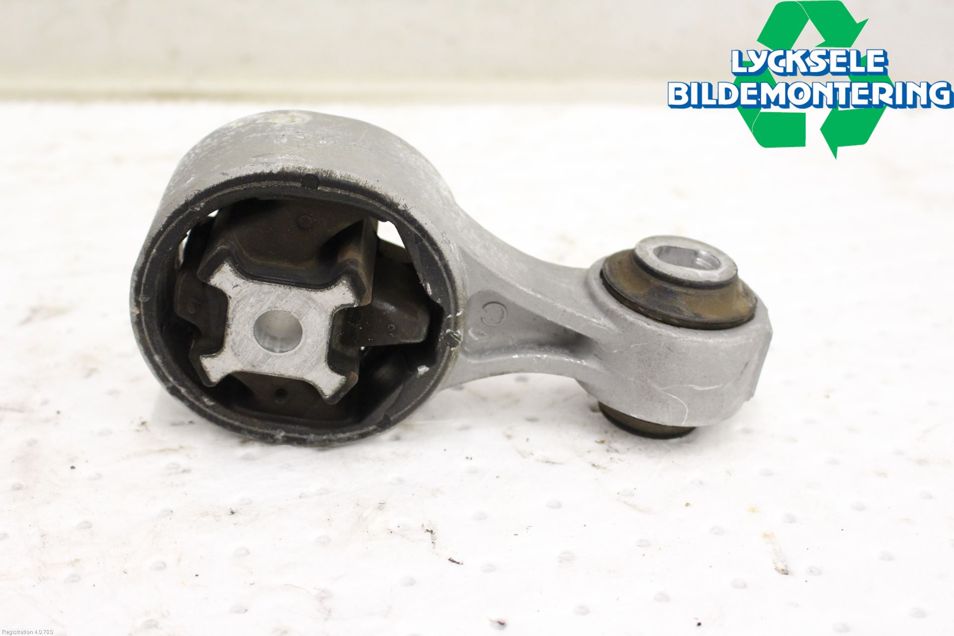 Nissan X-TRAIL 14-21 Motorfäste