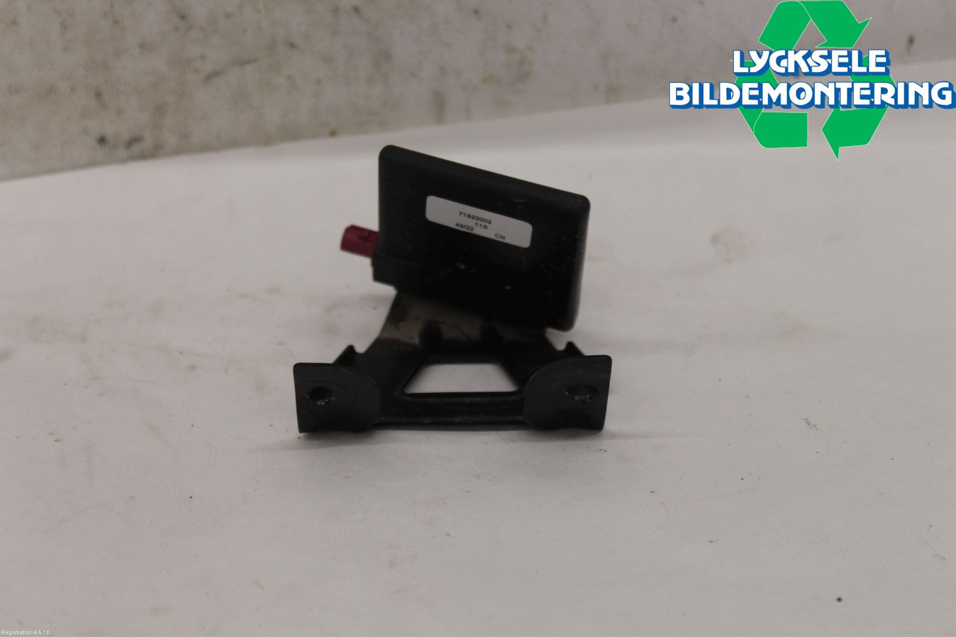 Skoda ENYAQ iV 21- Antenn