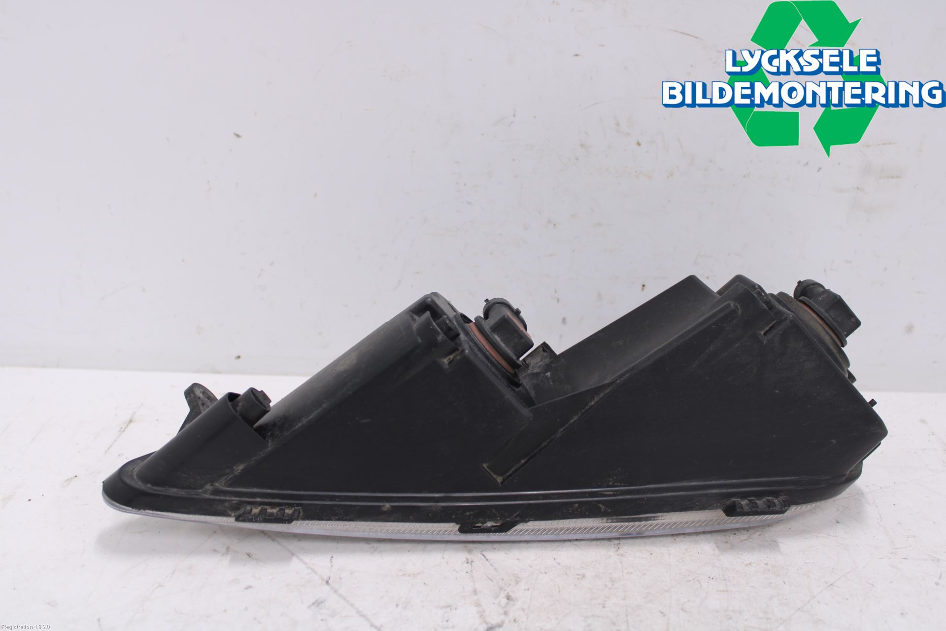 Volkswagen VW PASSAT 11-14 Dimljus-Varselljus Fram