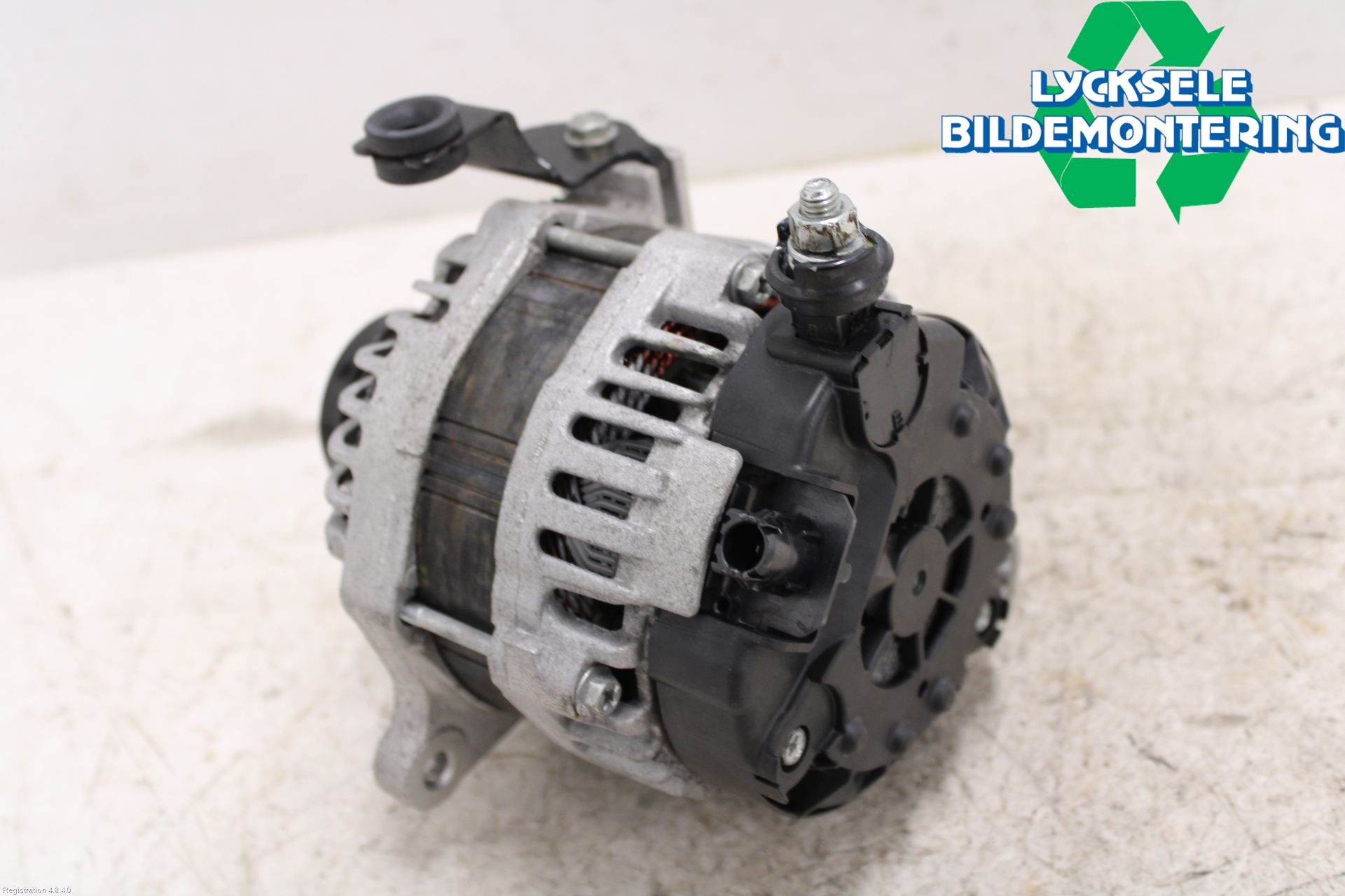 Subaru OUTBACK 21- Generator