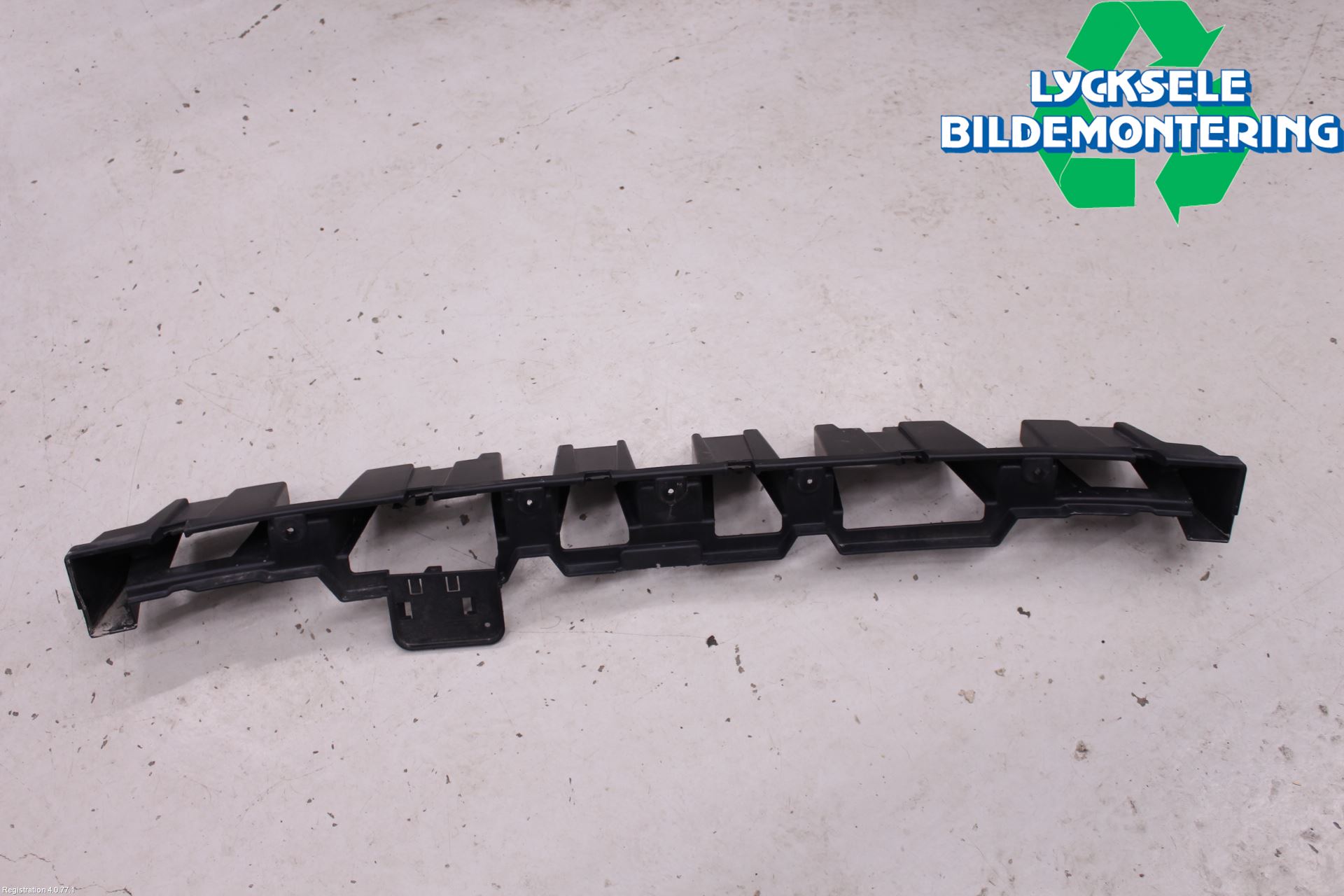 Ford KUGA 17-19 Stötfångare Deformelement Bak