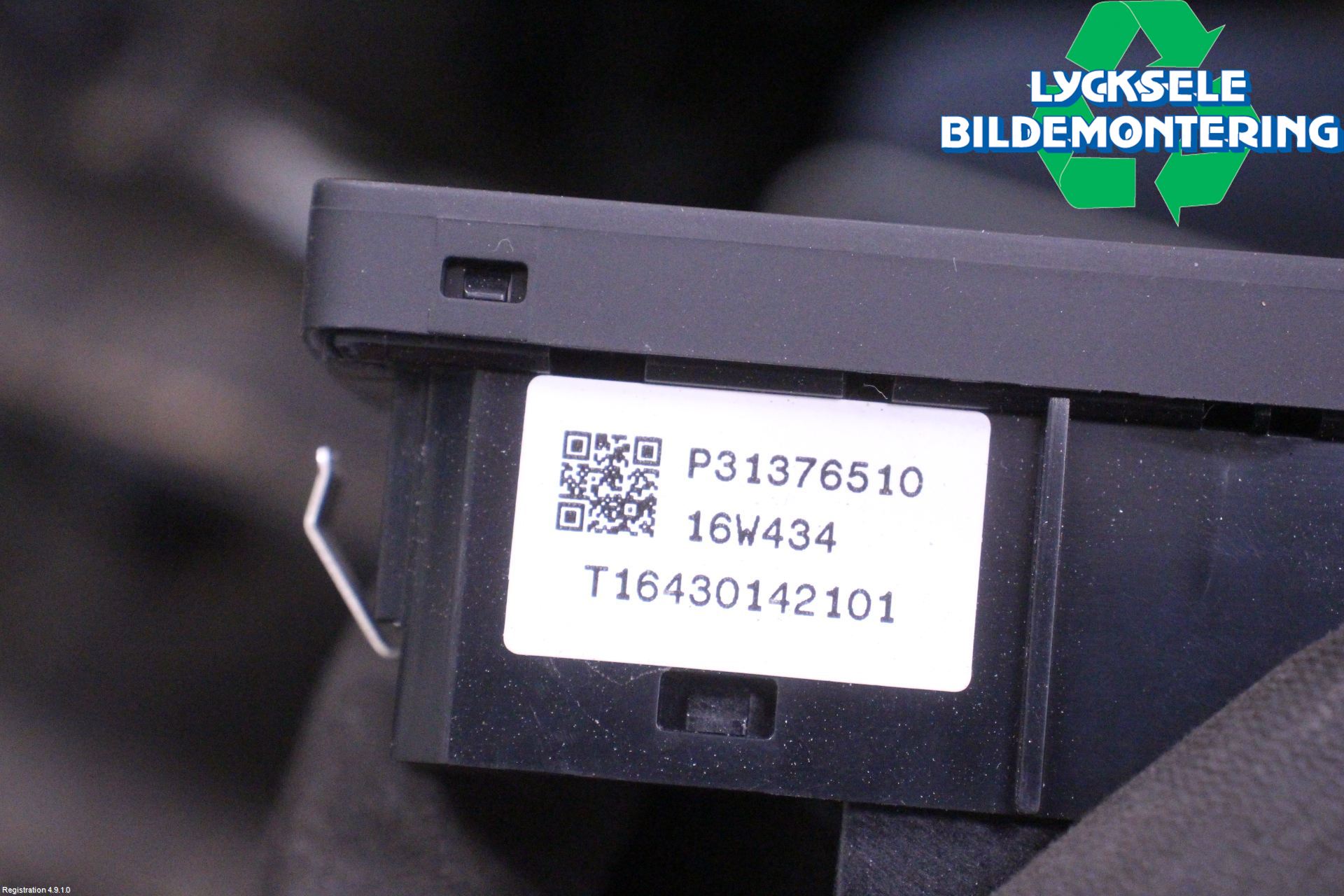 Volvo V90 17->> Strömställare Baklucka