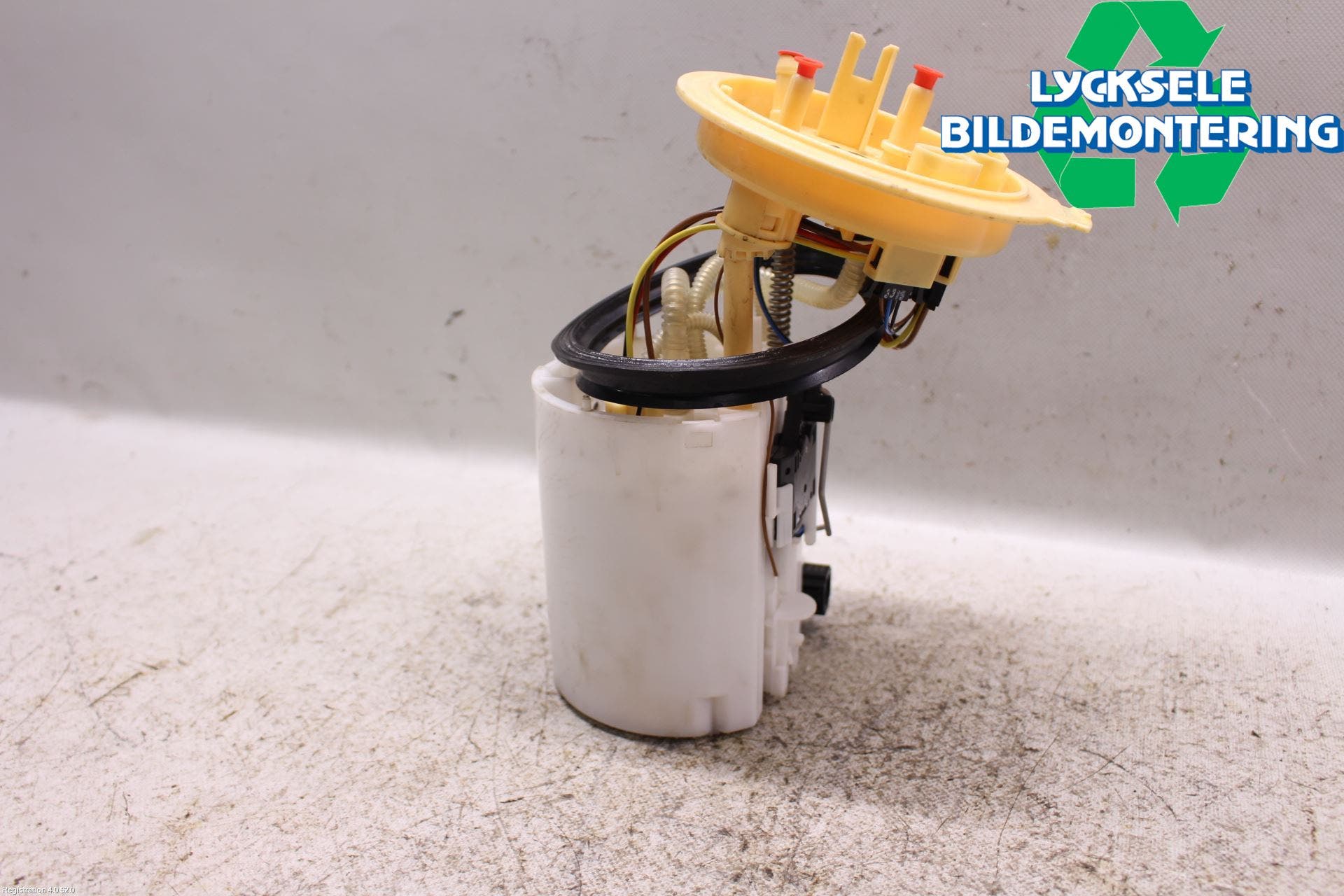 Volkswagen VW PASSAT 15-19 Bränslepump El