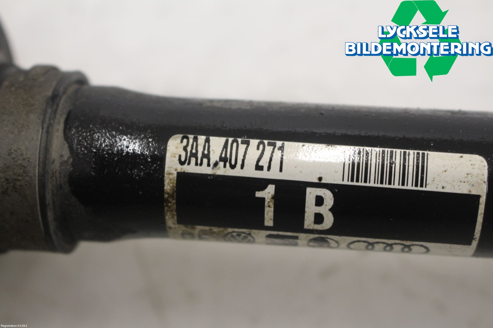 Volkswagen VW CADDY 16-20 Drivaxel Fram Vänster