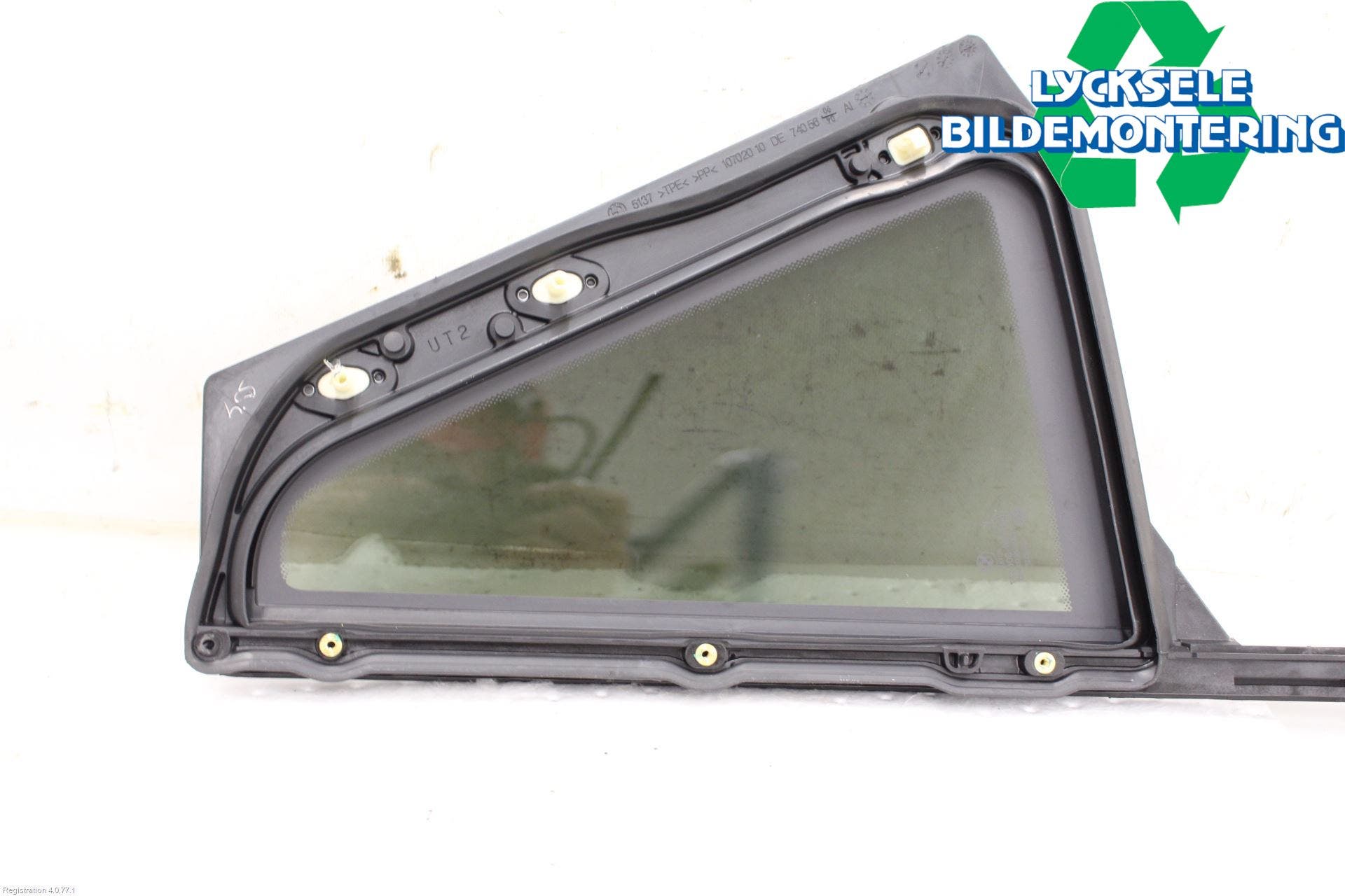 BMW X1 F48 15-22 Dörruta Bak Lilla Hö