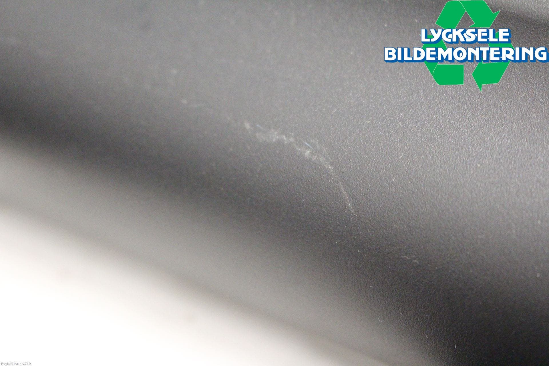 Audi A6 F2/C8 19- Lastnät