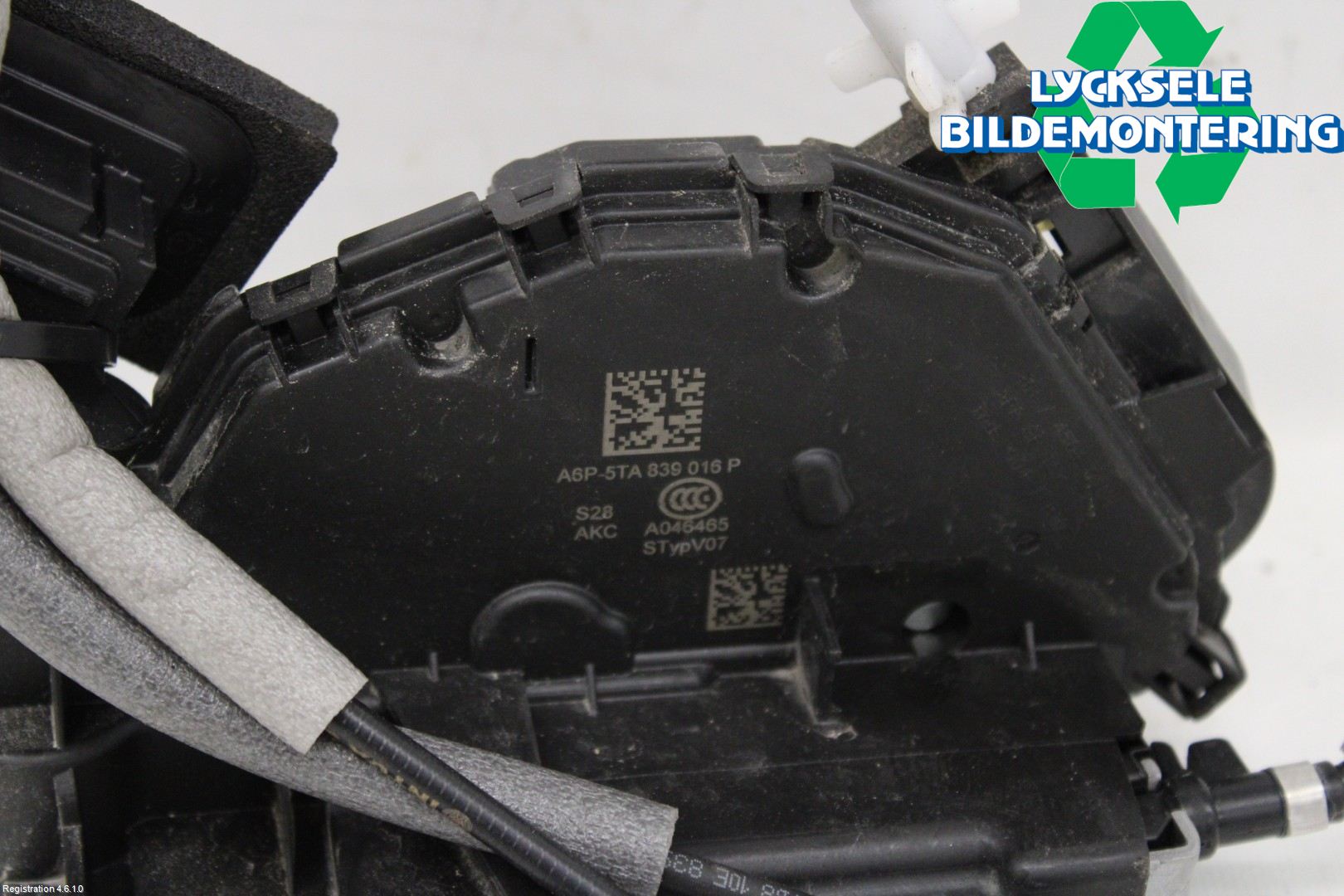 Cupra BORN 22- Låskista-Dörrlås