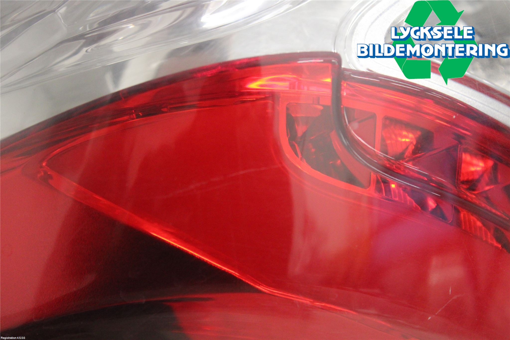 SsangYong SSANG YONG TIVOLI 17- Bakljus Vänster