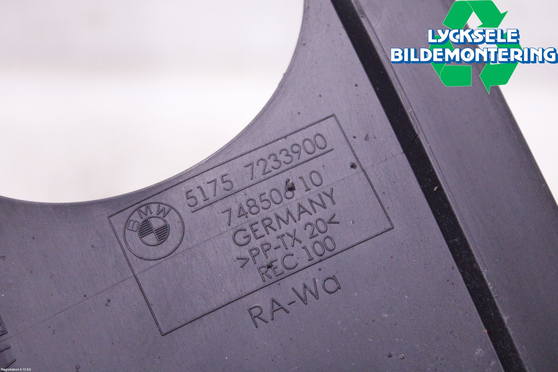 BMW 5 F10/F11/F18 09-17 Stötfångardel Bak Mitt